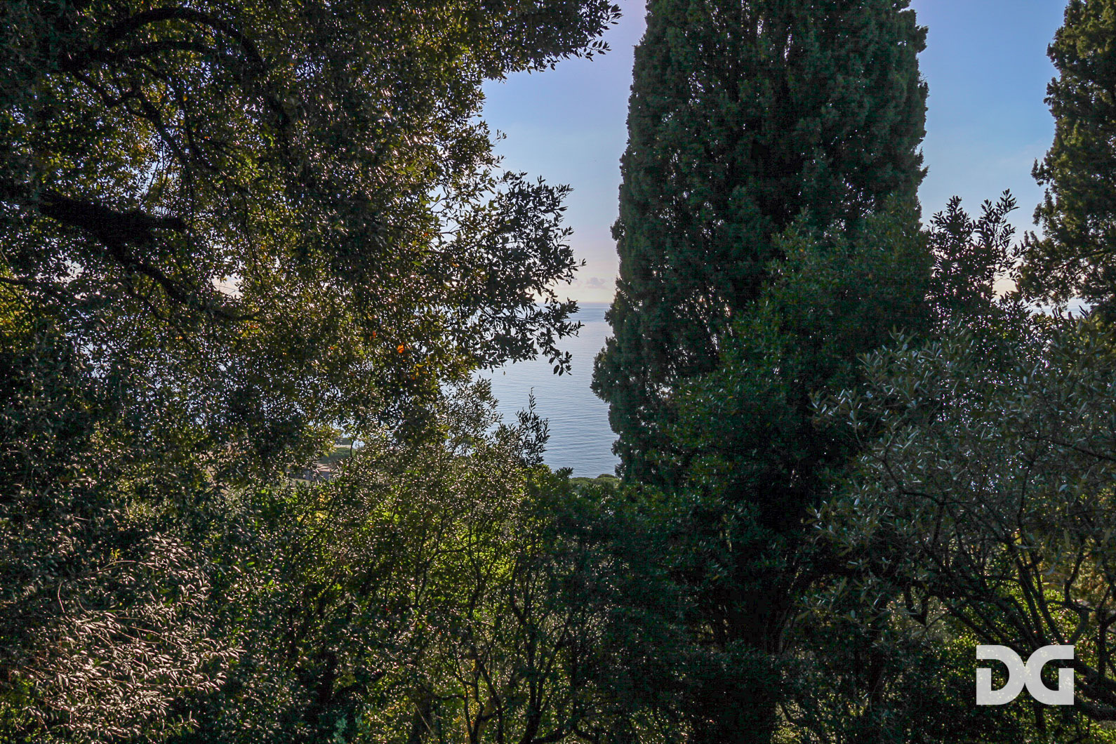 Immobiliare Del Guasta BOGLIASCO – VIA PRIVATA ADELINA PANORAMICISSIMI BILIVELLO MQ. 172