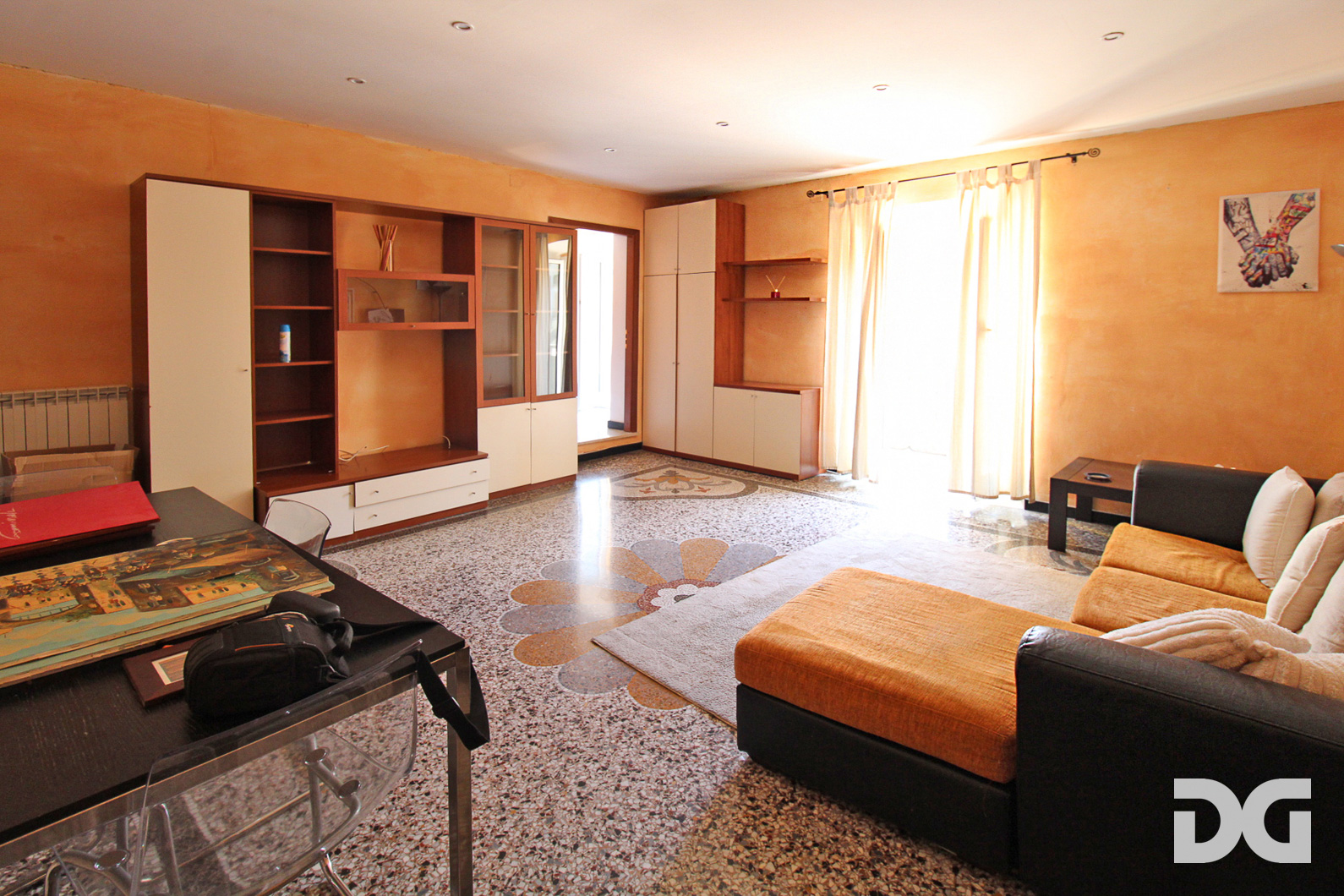 Immobiliare Del Guasta CENTRO – VIA SAN VINCENZO ARREDATI MQ. 60 CON BALCONE
