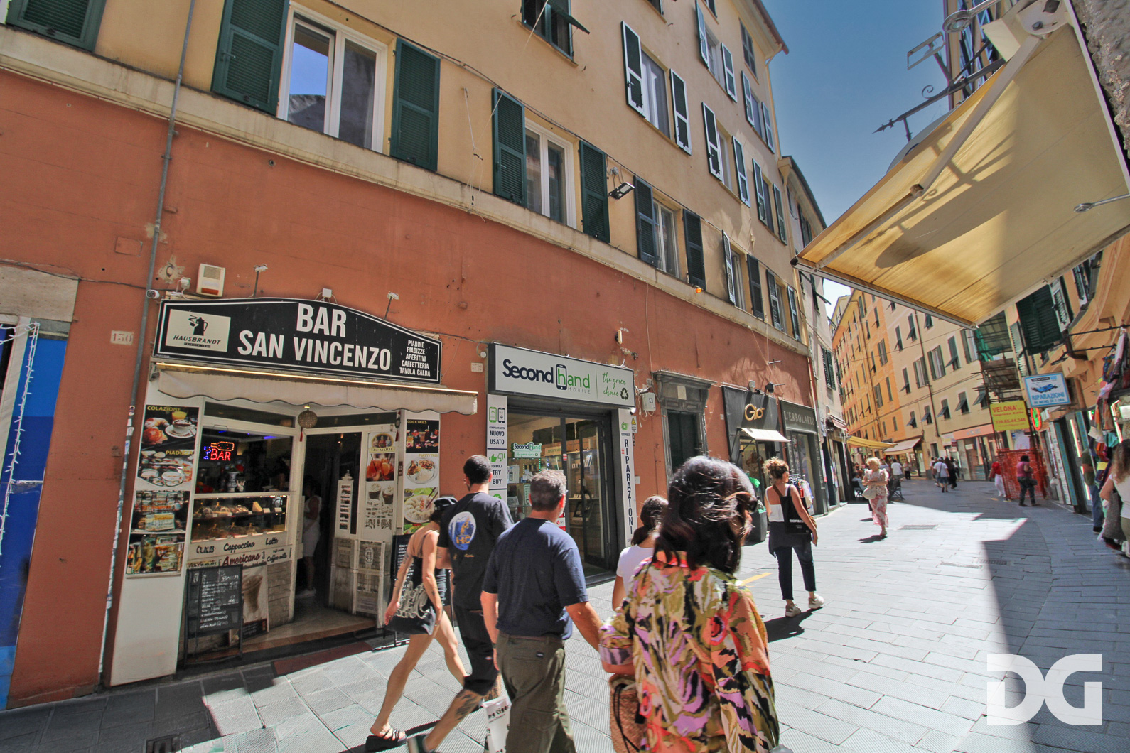 Immobiliare Del Guasta CENTRO – VIA SAN VINCENZO ARREDATI MQ. 60 CON BALCONE