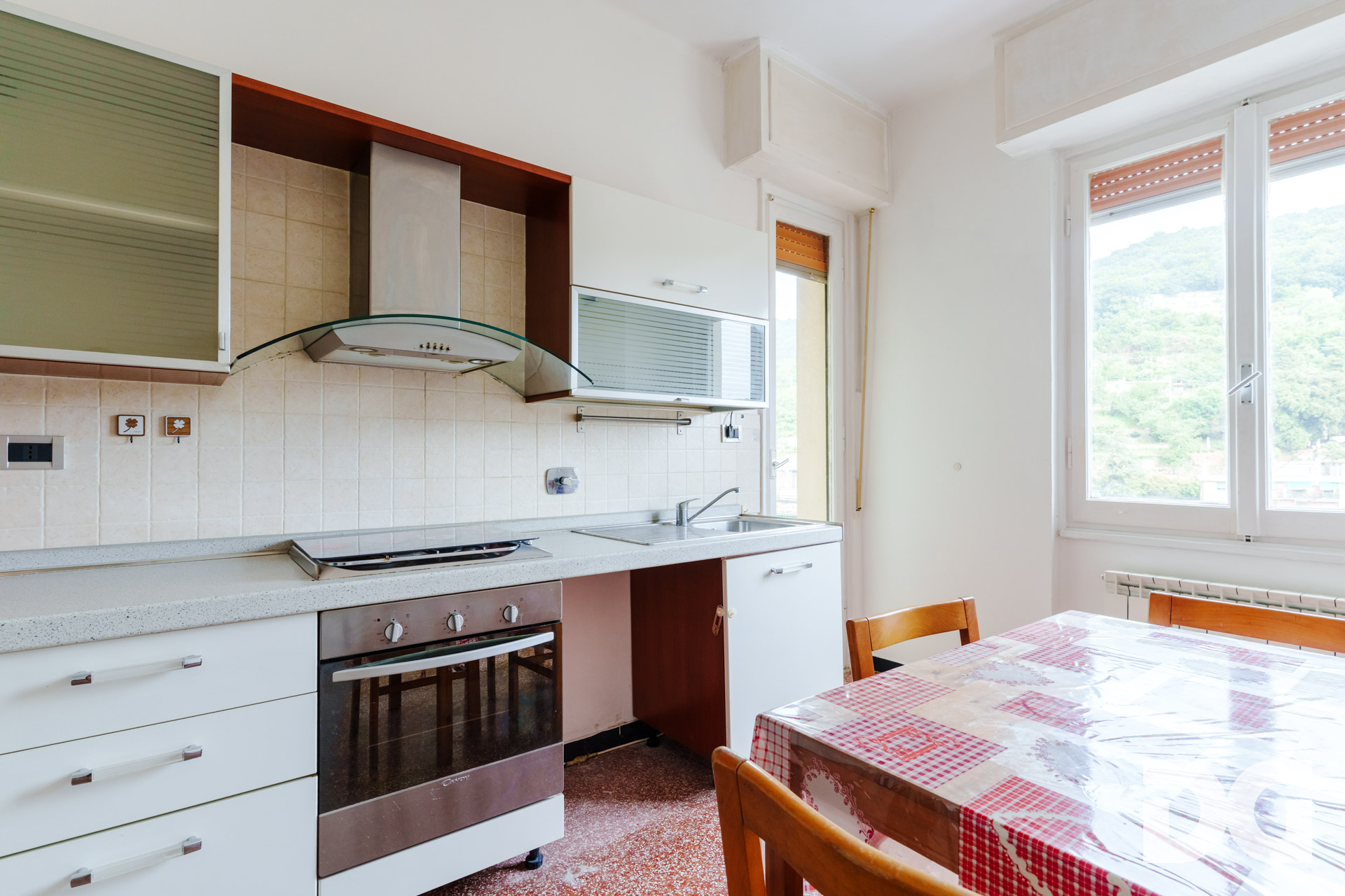 Immobiliare Del Guasta QUEZZI – VIA SUSANNA FONTANAROSSA LUMINOSI MQ. 70 IN CONTESTO PRIVATO