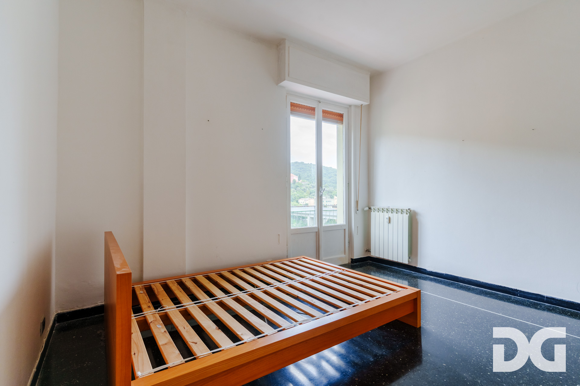 Immobiliare Del Guasta QUEZZI – VIA SUSANNA FONTANAROSSA LUMINOSI MQ. 70 IN CONTESTO PRIVATO