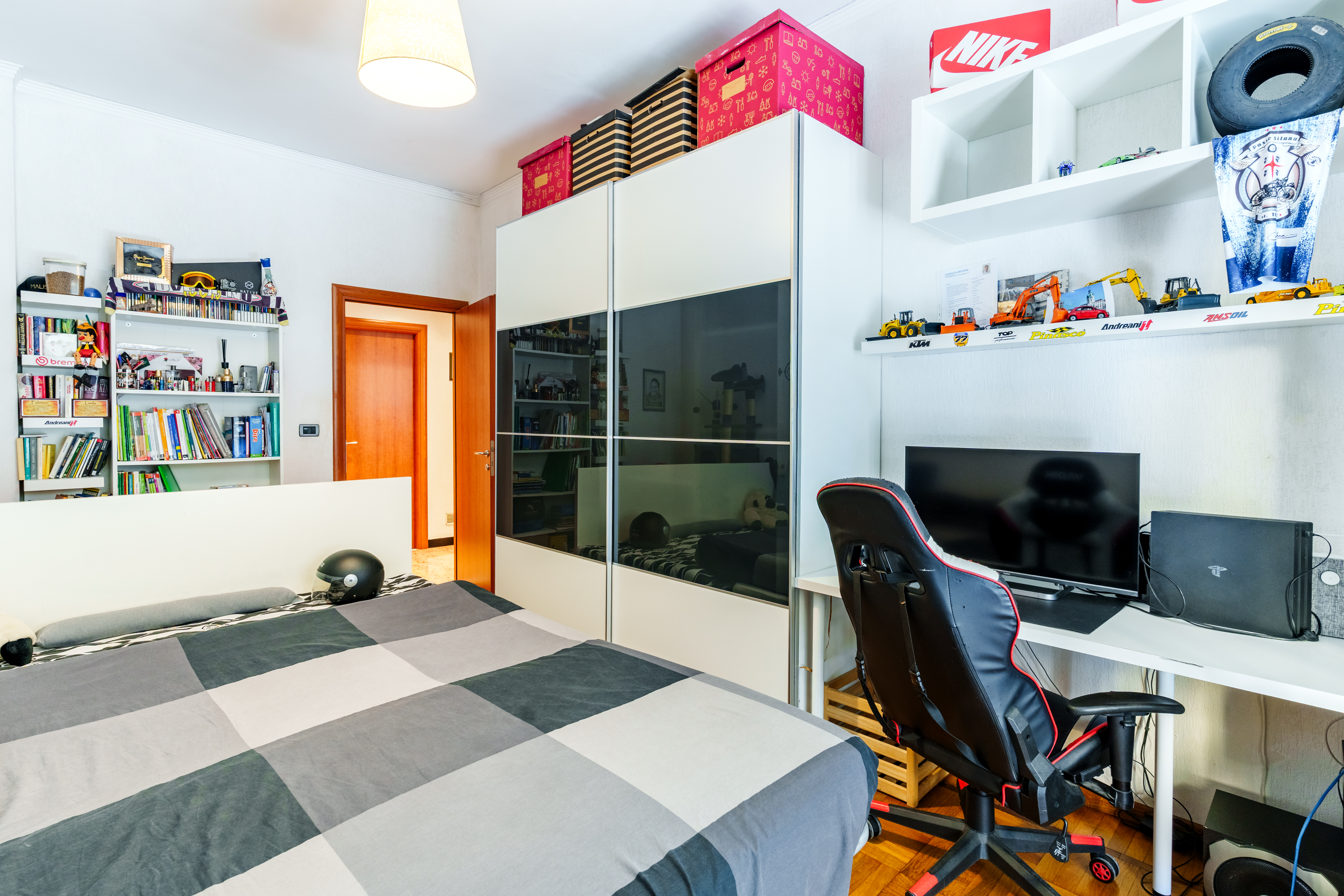 Immobiliare Del Guasta MARASSI – VIA CANEVARI – LUMINOSI MQ. 119 BIPOGGIOLI