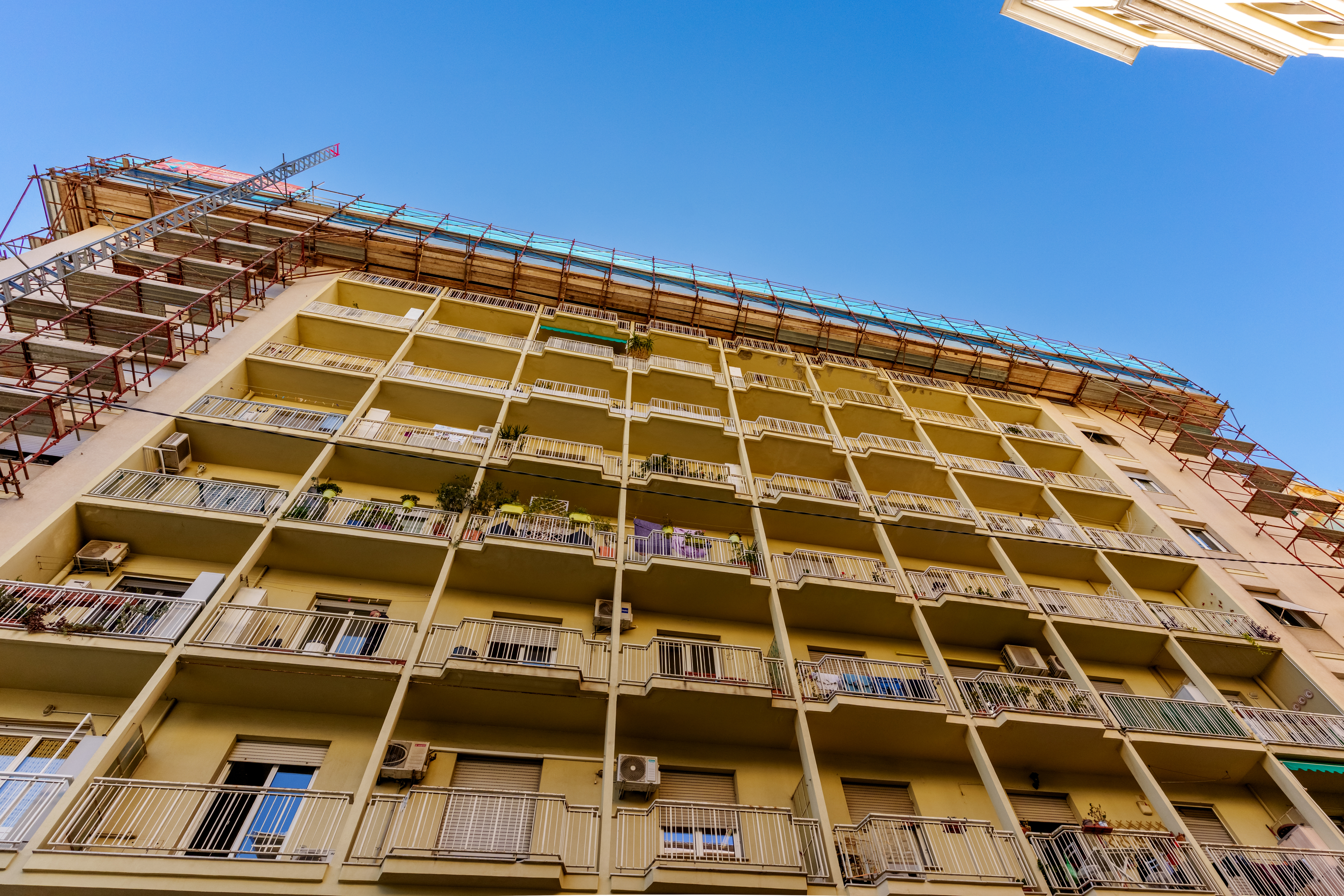 Immobiliare Del Guasta MARASSI – VIA CANEVARI – LUMINOSI MQ. 119 BIPOGGIOLI