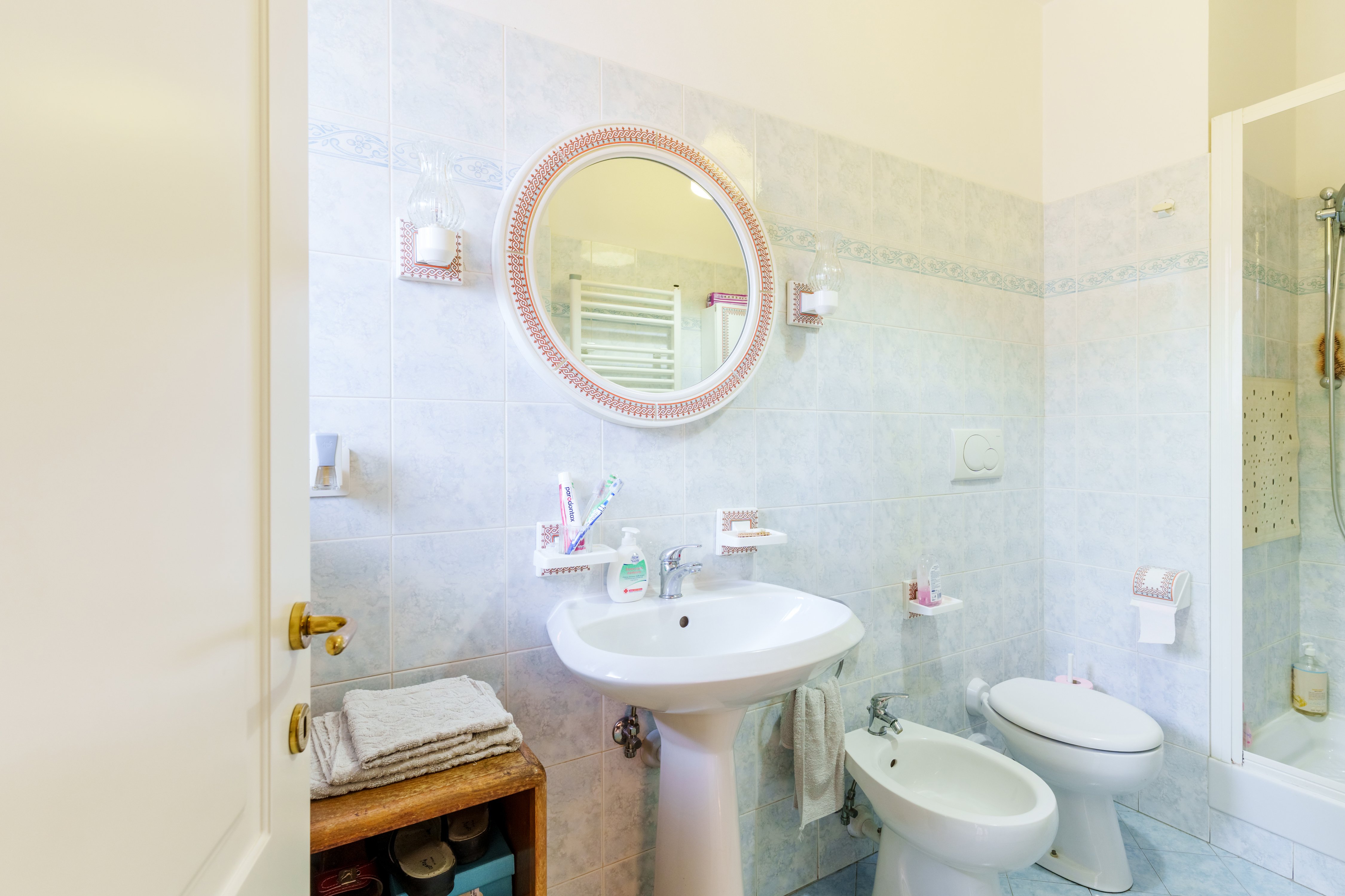 Immobiliare Del Guasta CENTRO – PIAZZA DELLA NUNZIATA MQ. 89 CON POGGIOLO E BOX