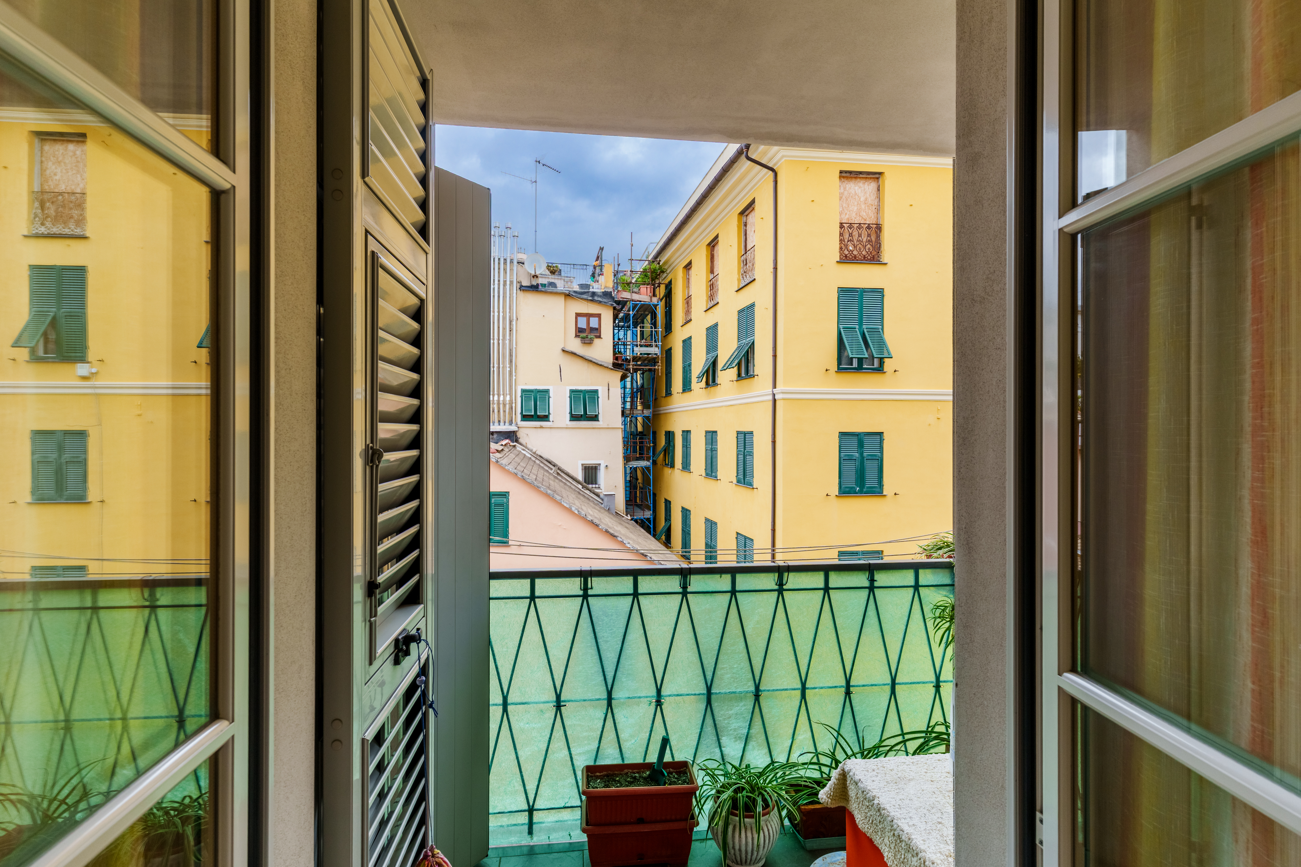 Immobiliare Del Guasta CENTRO – PIAZZA DELLA NUNZIATA MQ. 89 CON POGGIOLO E BOX