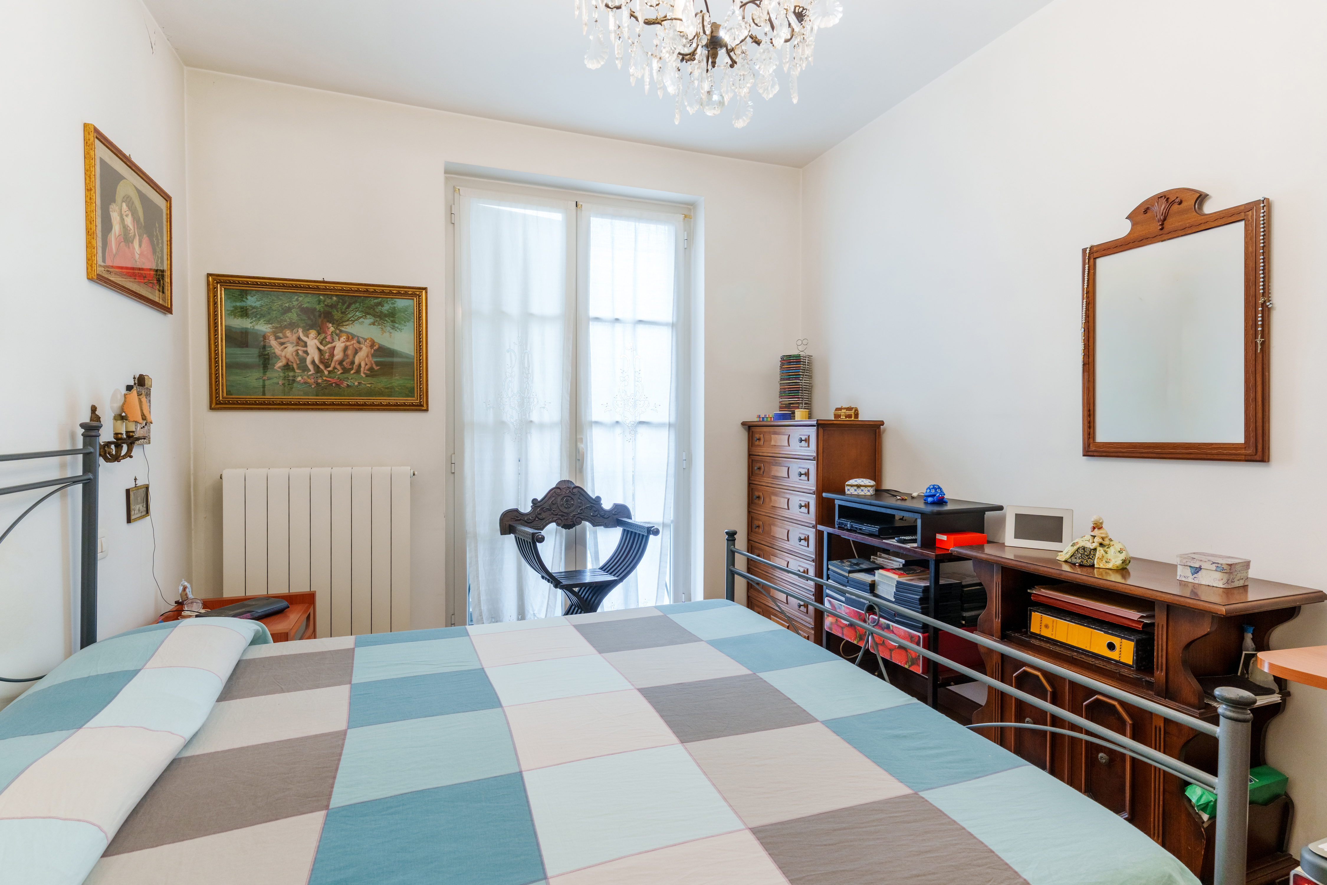 Immobiliare Del Guasta CENTRO – PIAZZA DELLA NUNZIATA MQ. 89 CON POGGIOLO E BOX