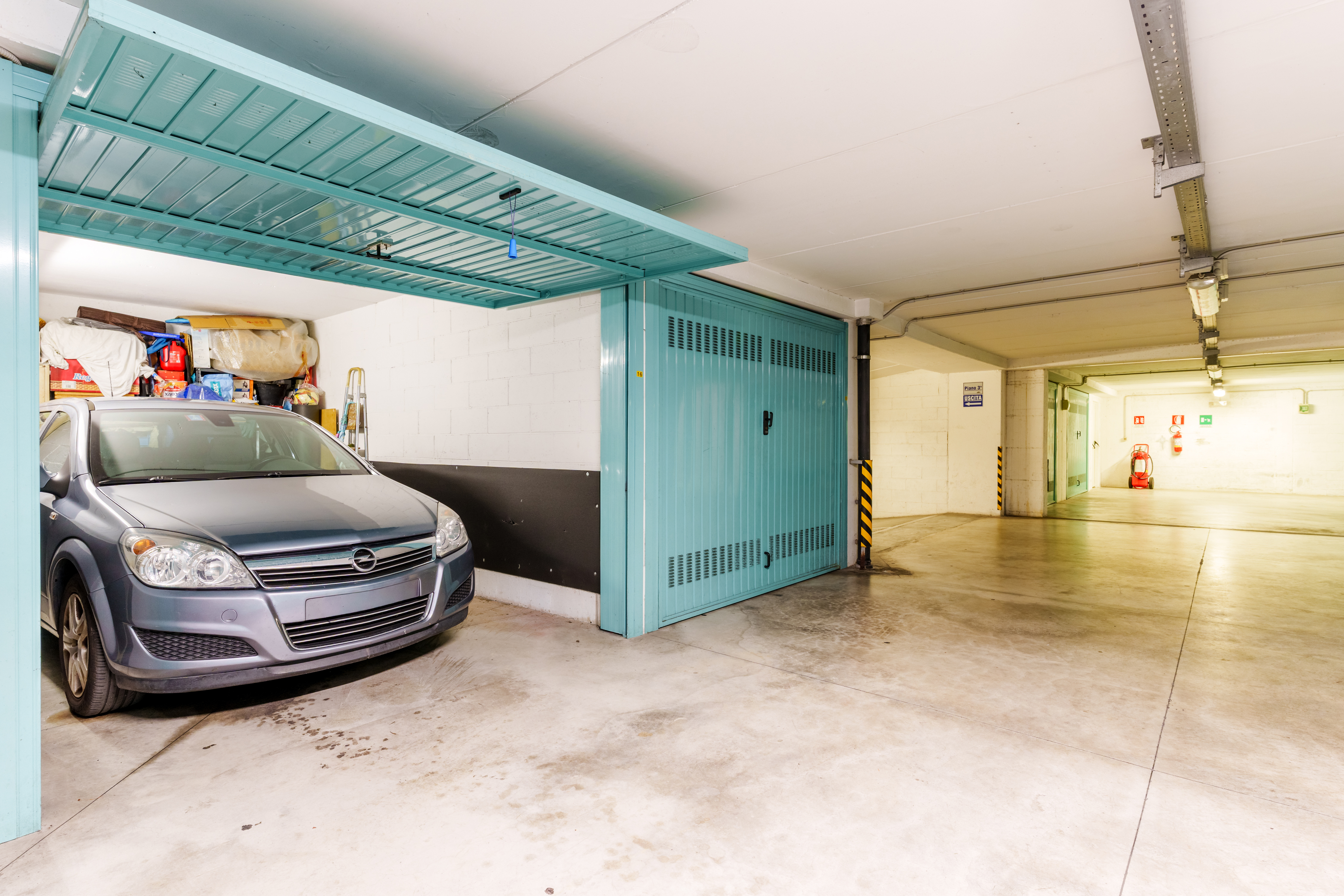 Immobiliare Del Guasta CENTRO – PIAZZA DELLA NUNZIATA MQ. 89 CON POGGIOLO E BOX