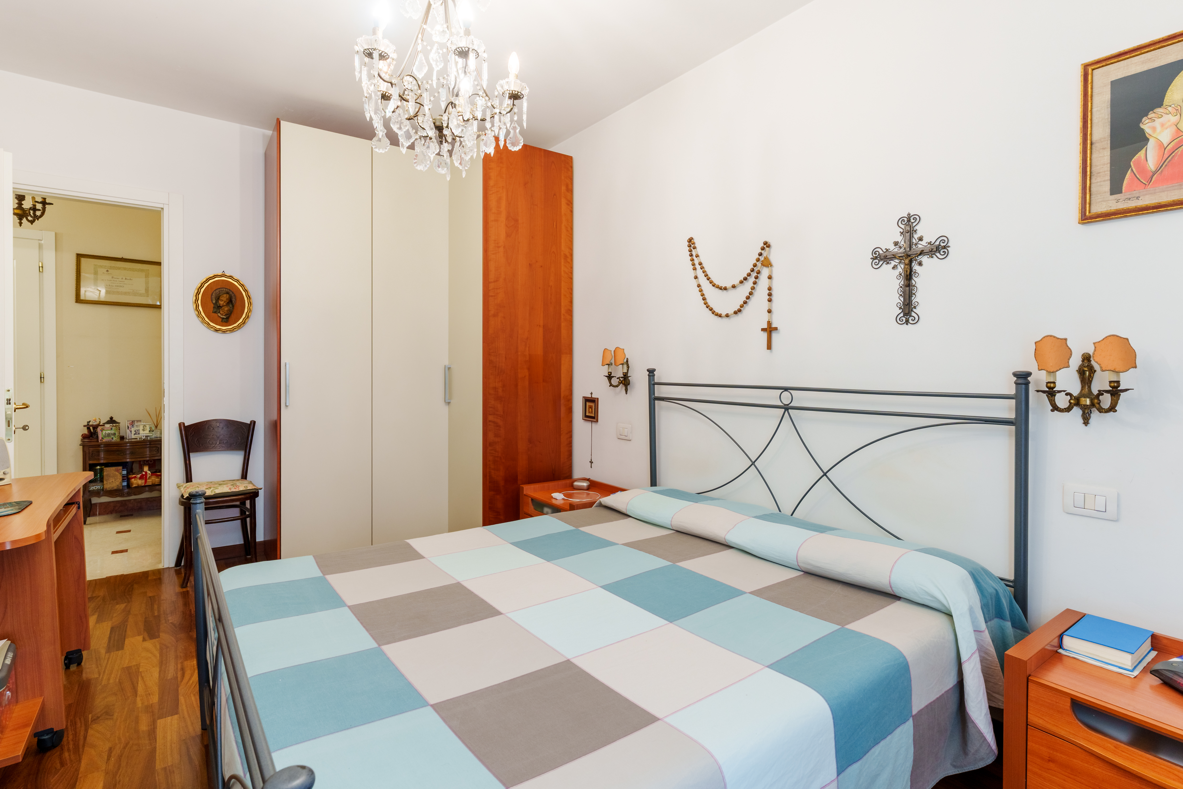 Immobiliare Del Guasta CENTRO – PIAZZA DELLA NUNZIATA MQ. 89 CON POGGIOLO E BOX