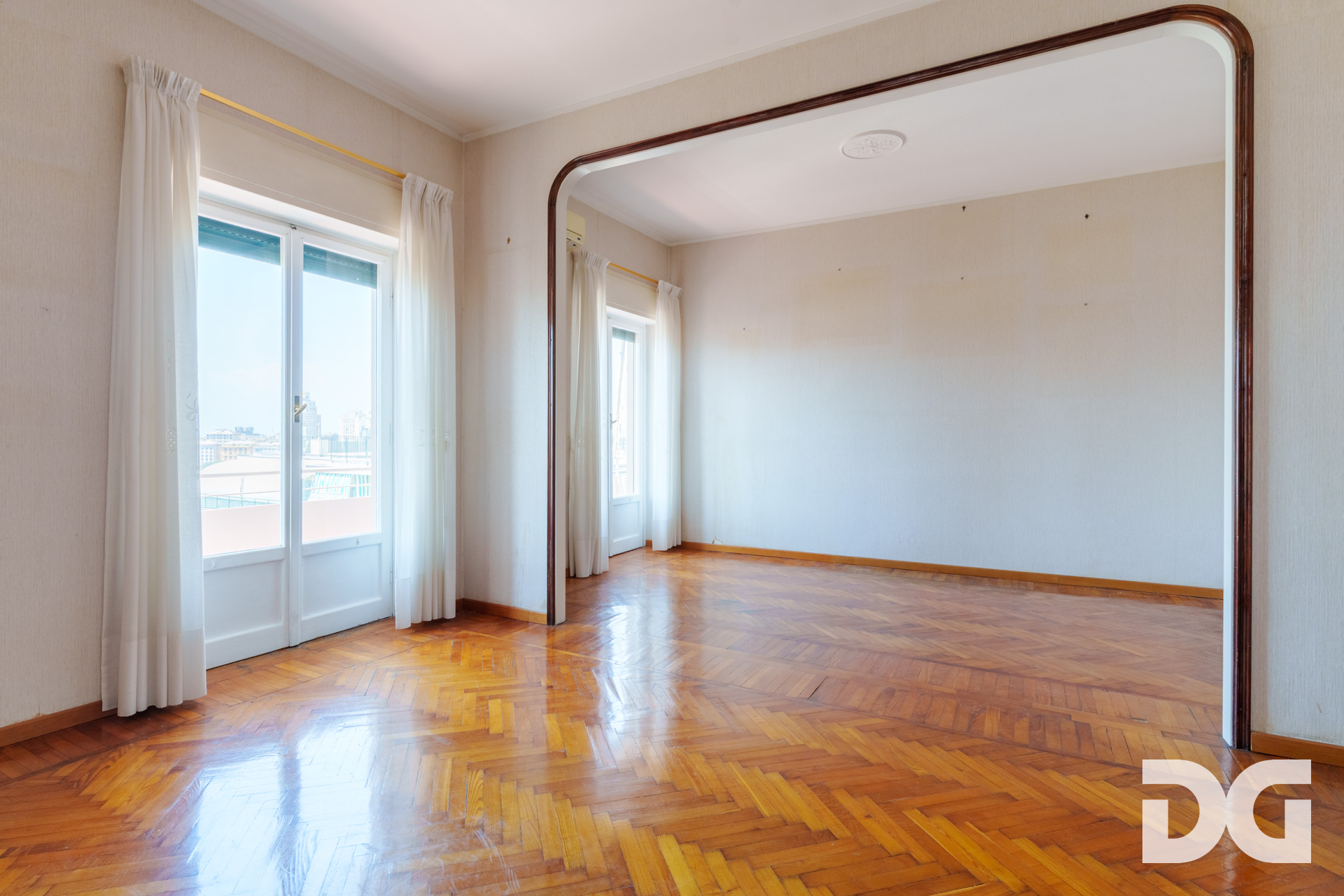Immobiliare Del Guasta CENTRO – VIA IMPERIA PANORAMICI MQ. 133 CON BALCONATA 