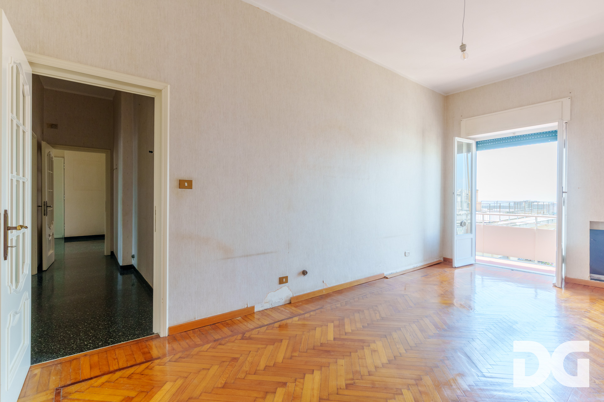 Immobiliare Del Guasta CENTRO – VIA IMPERIA PANORAMICI MQ. 133 CON BALCONATA 
