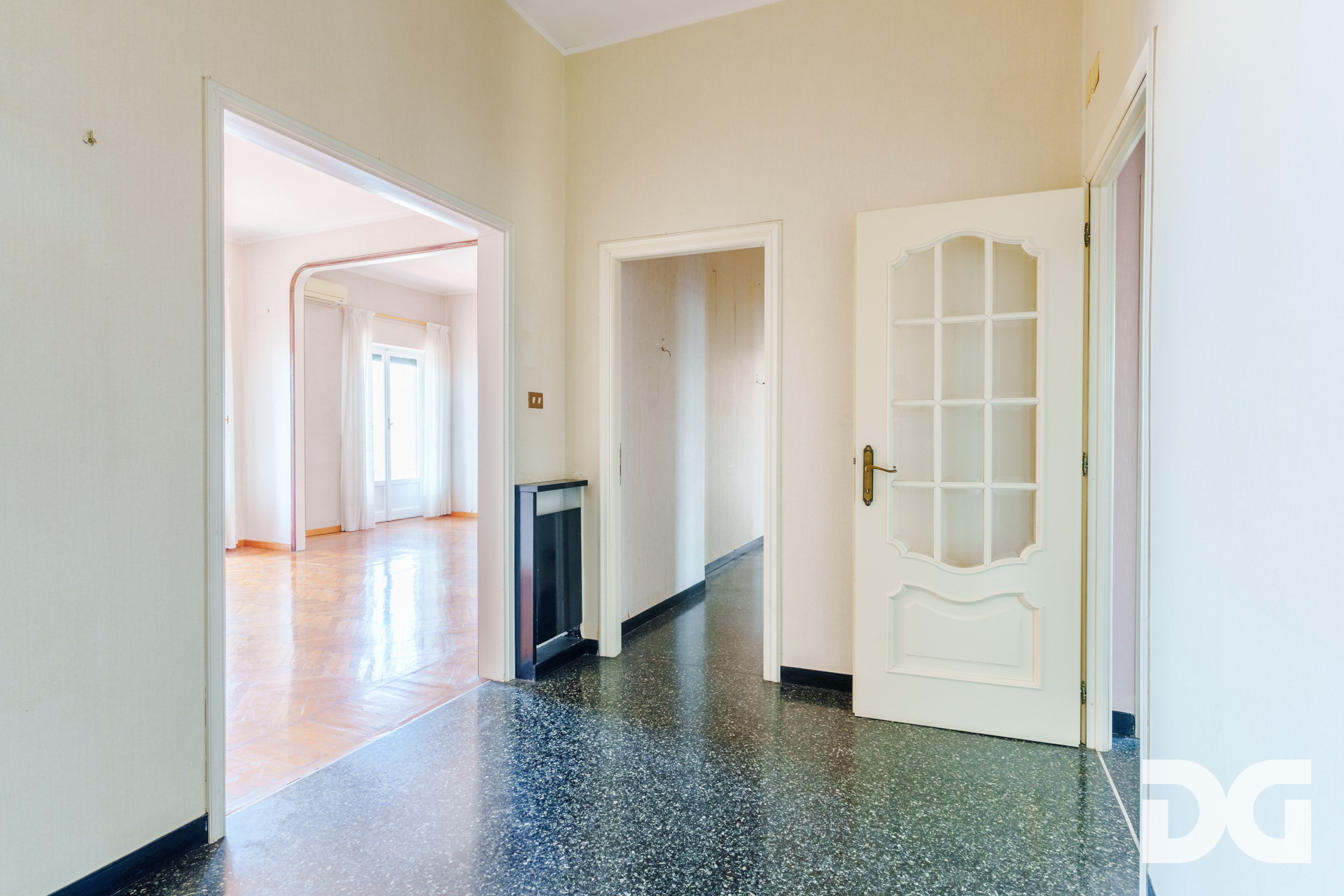 Immobiliare Del Guasta CENTRO – VIA IMPERIA PANORAMICI MQ. 133 CON BALCONATA 