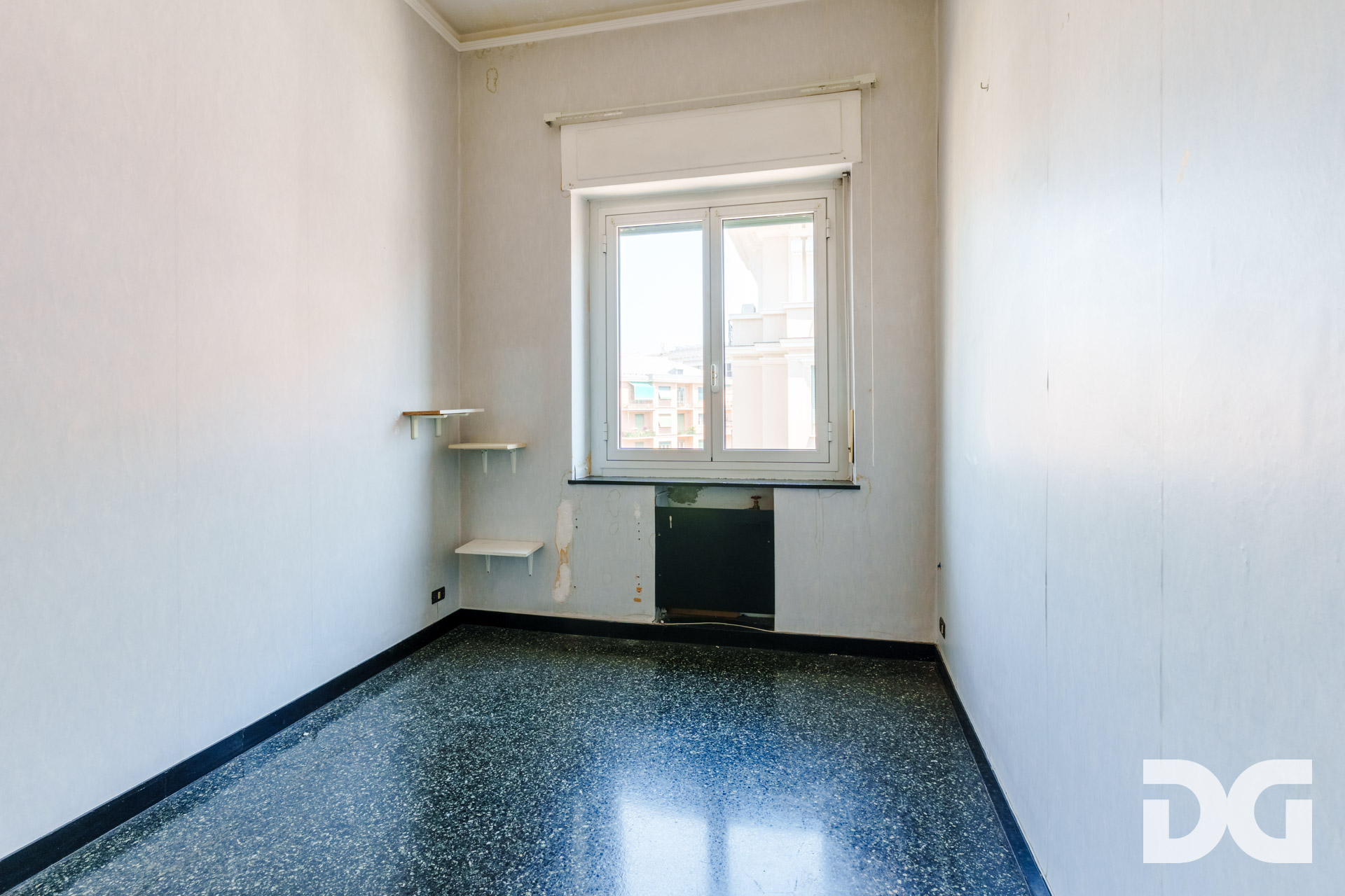 Immobiliare Del Guasta CENTRO – VIA IMPERIA PANORAMICI MQ. 133 CON BALCONATA 
