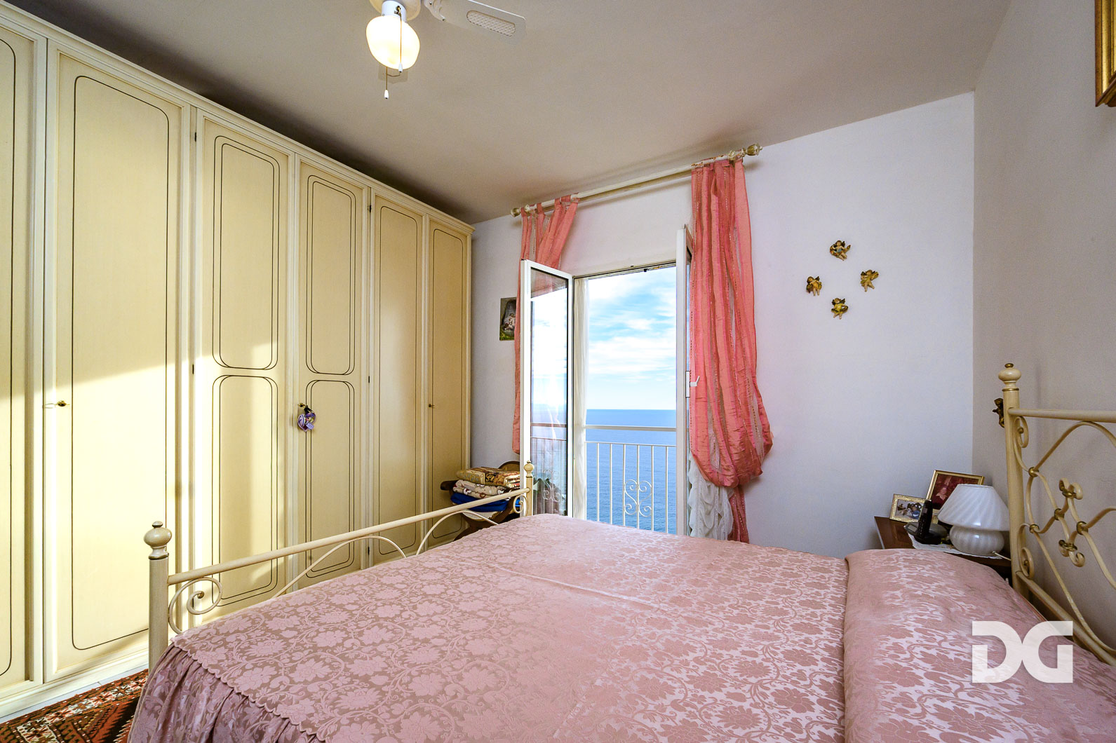 Immobiliare Del Guasta BOGLIASCO – PANORAMICI MQ 70 CON GIARDINO E TERRAZZO 