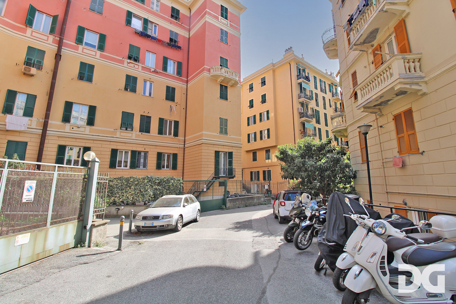 Immobiliare Del Guasta ALBARO – VIALE PALAZZI ORDINATI MQ. 68 CON BALCONE