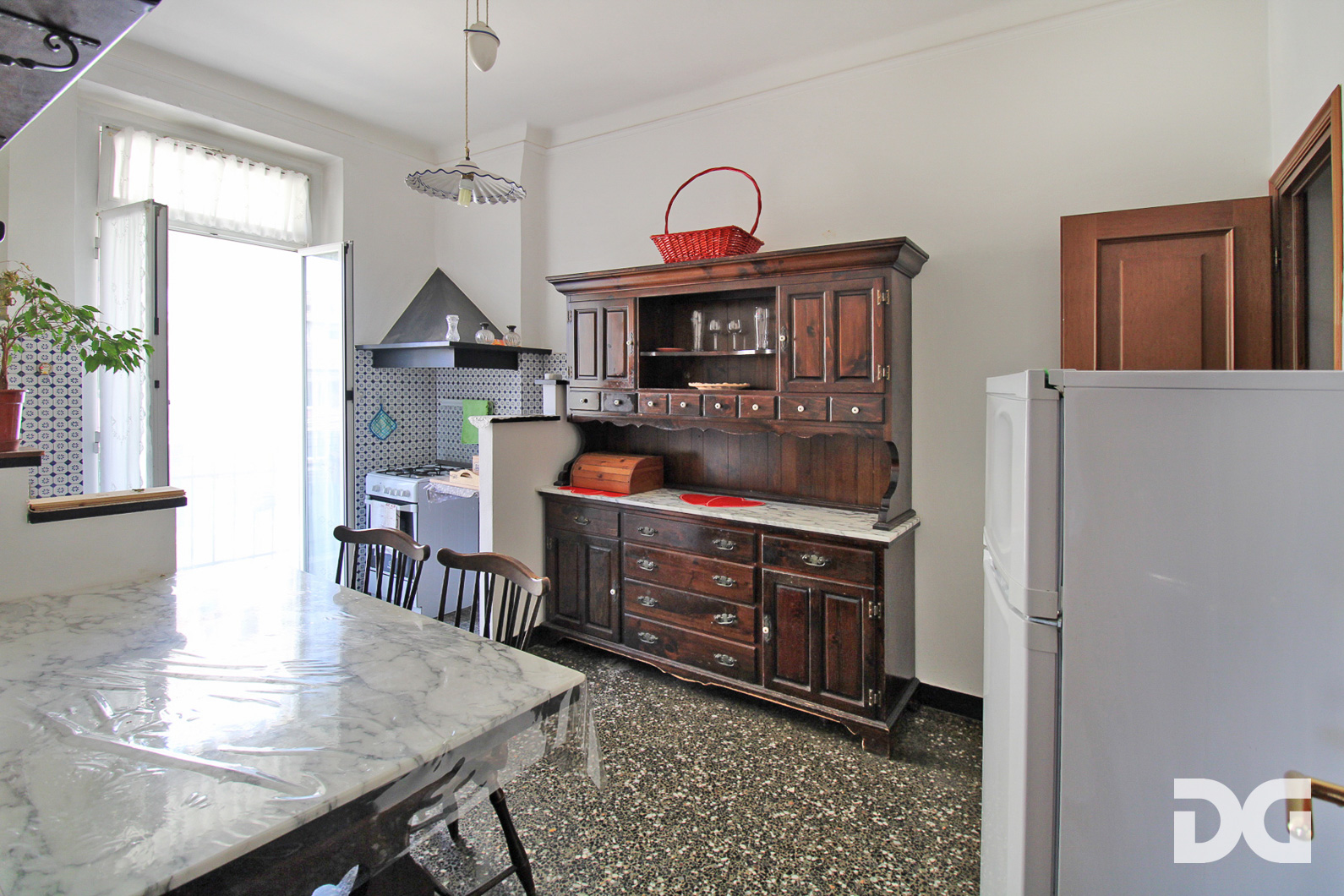 Immobiliare Del Guasta ALBARO – VIALE PALAZZI ORDINATI MQ. 68 CON BALCONE