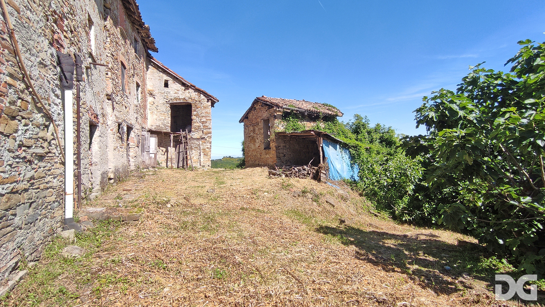 Immobiliare Del Guasta LERMA – CASCINA MQ. 330 CON GRANDE TERRENO 