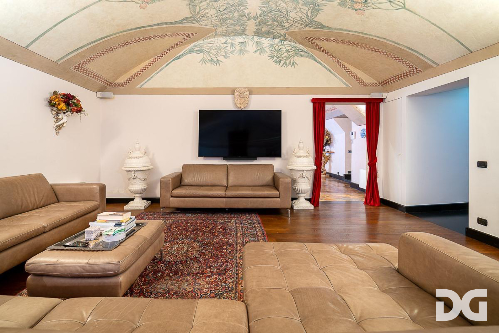 Immobiliare Del Guasta CENTRO STORICO PIAZZA DELLA MERIDIANA – UFFICIO CON ABITAZIONE MQ. 350 