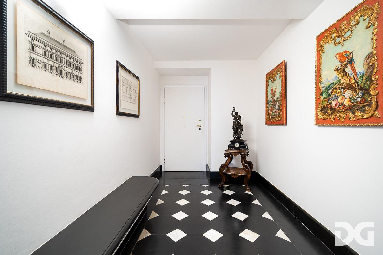 Immobiliare Del Guasta CENTRO STORICO PIAZZA DELLA MERIDIANA – UFFICIO CON ABITAZIONE MQ. 350 