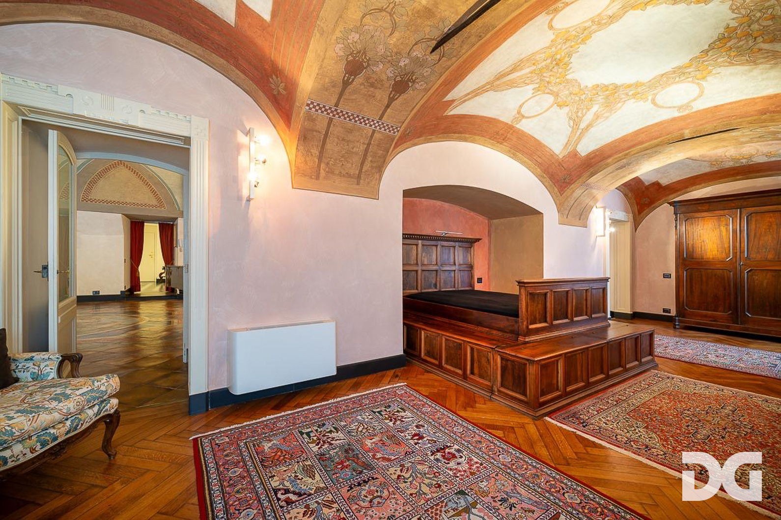 Immobiliare Del Guasta CENTRO STORICO PIAZZA DELLA MERIDIANA – UFFICIO CON ABITAZIONE MQ. 350 