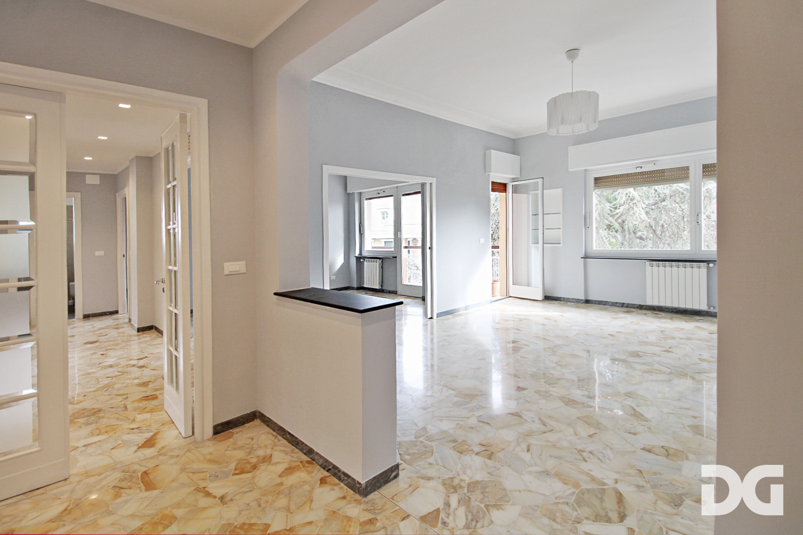 Immobiliare Del Guasta ALBARO – VIA SIENA RISTRUTTURATI MQ. 135 BALCONATE – BOX – CANTINA