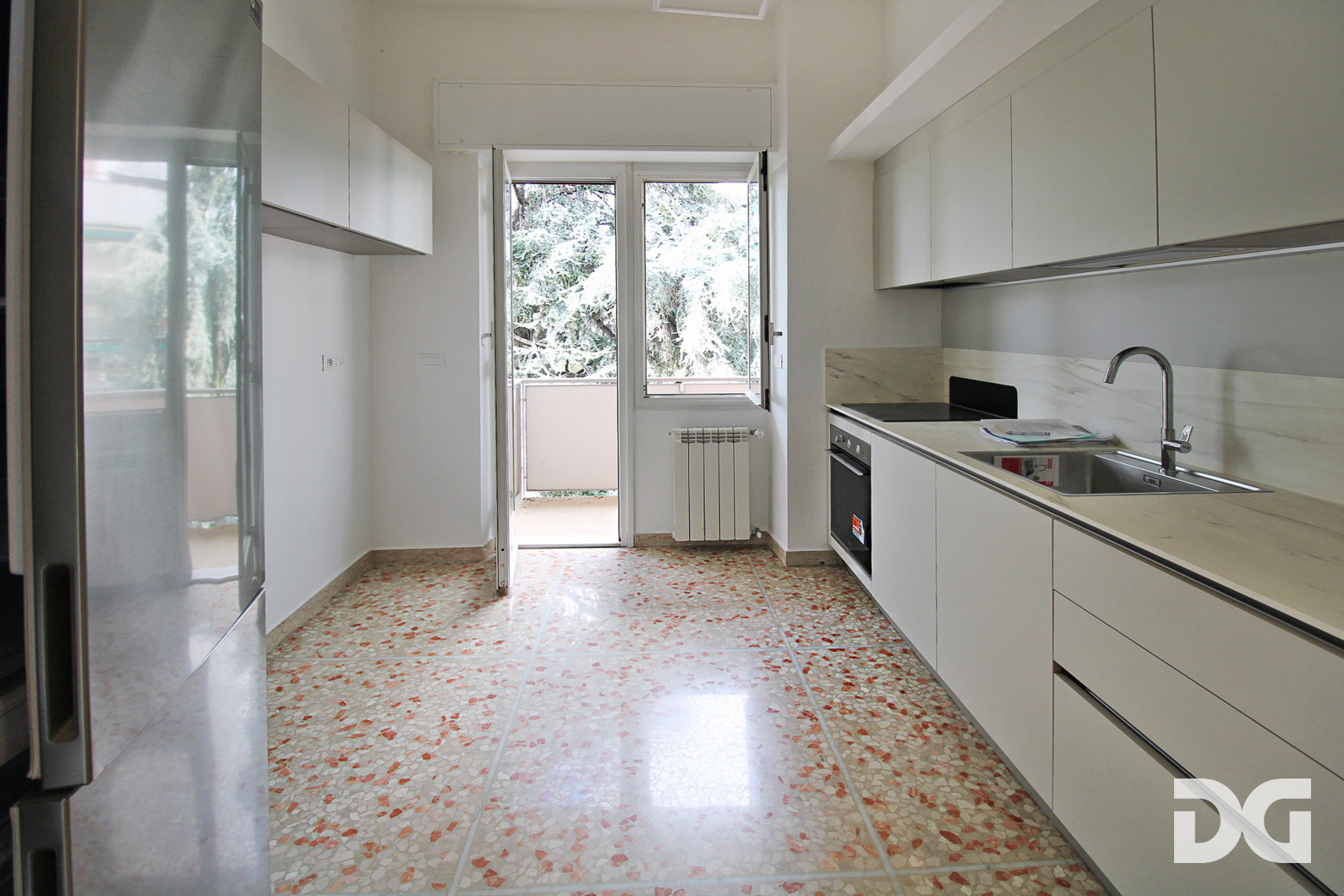 Immobiliare Del Guasta ALBARO – VIA SIENA RISTRUTTURATI MQ. 135 BALCONATE – BOX – CANTINA