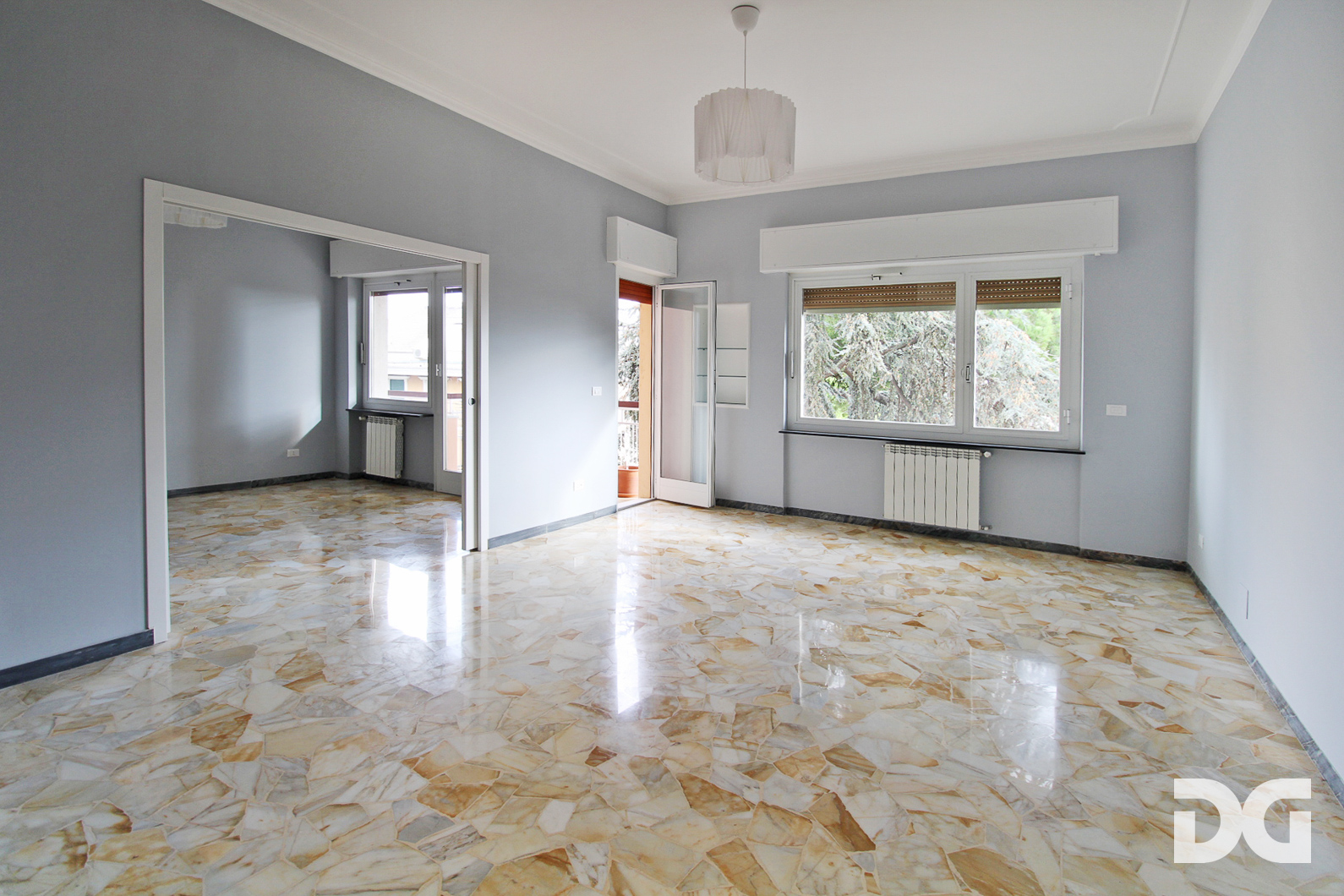 Immobiliare Del Guasta ALBARO – VIA SIENA RISTRUTTURATI MQ. 135 BALCONATE – BOX – CANTINA
