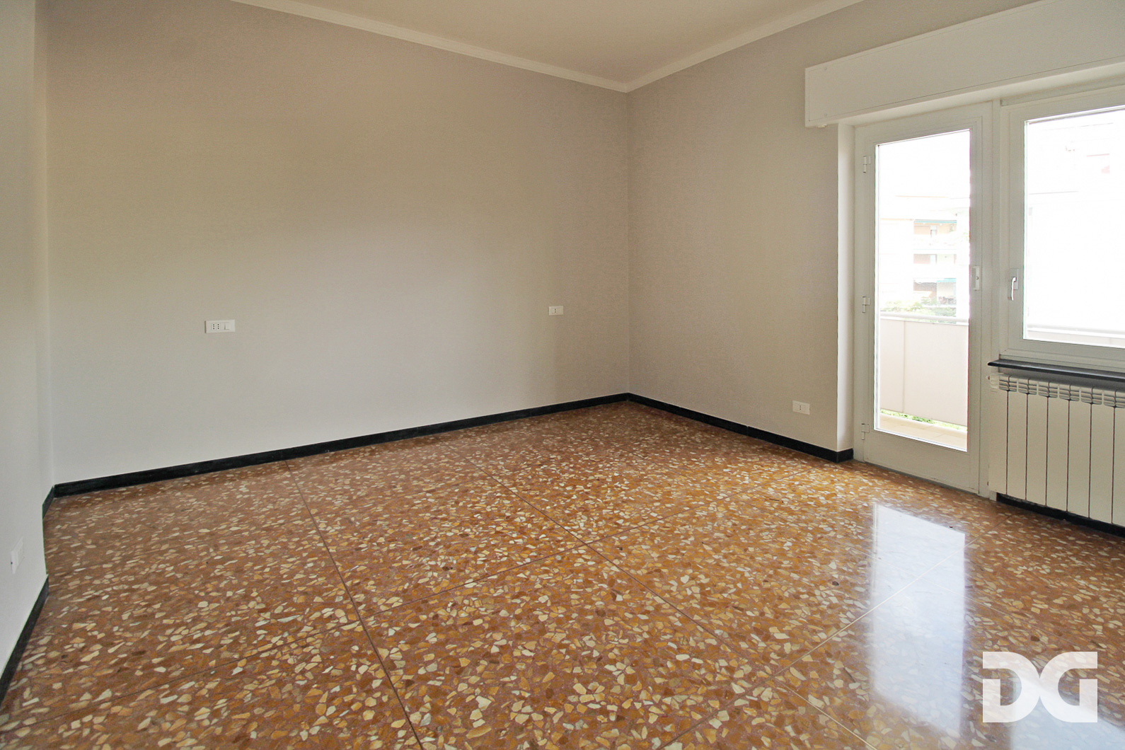Immobiliare Del Guasta ALBARO – VIA SIENA RISTRUTTURATI MQ. 135 BALCONATE – BOX – CANTINA