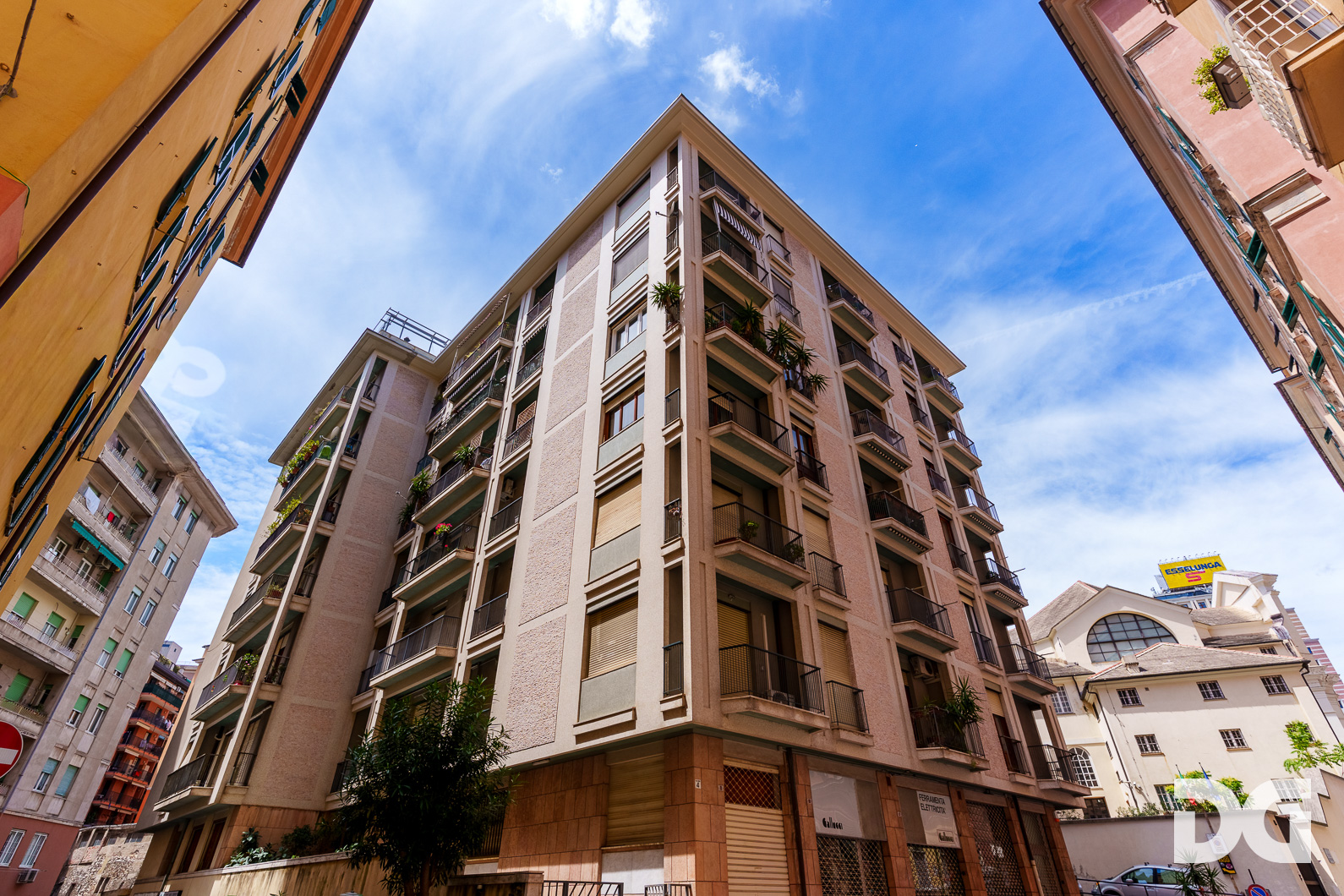 Immobiliare Del Guasta CARIGNANO – VIA DI SANTA CHIARA LUMINOSI MQ. 99 CON BALCONATE 