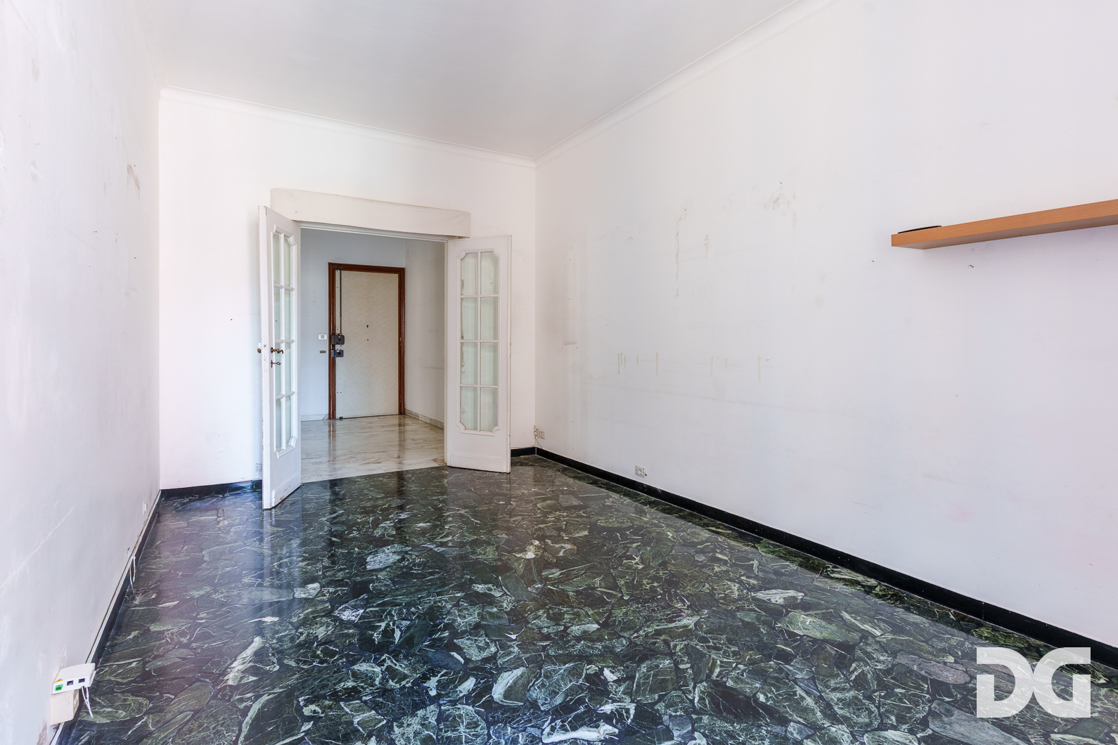 Immobiliare Del Guasta CARIGNANO – VIA DI SANTA CHIARA LUMINOSI MQ. 99 CON BALCONATE 
