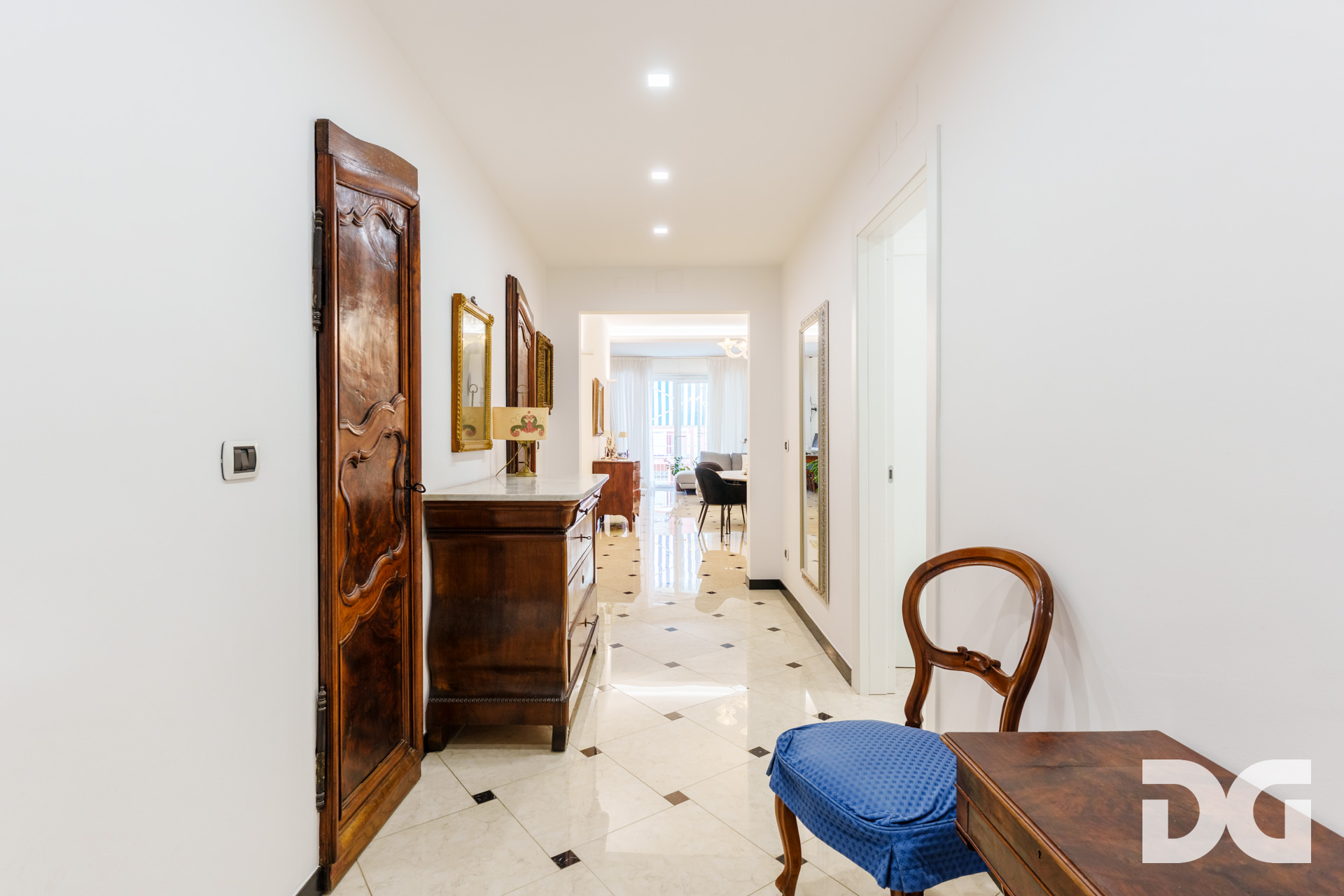 Immobiliare Del Guasta ARENZANO MQ. 165 CON TERRAZZO - GIARDINO VISTA MARE - BOX