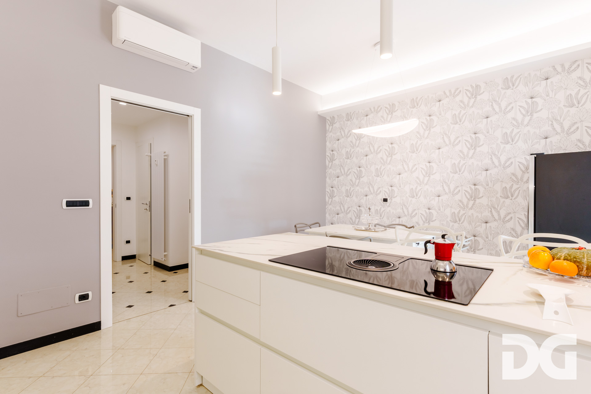 Immobiliare Del Guasta ARENZANO MQ. 165 CON TERRAZZO - GIARDINO VISTA MARE - BOX