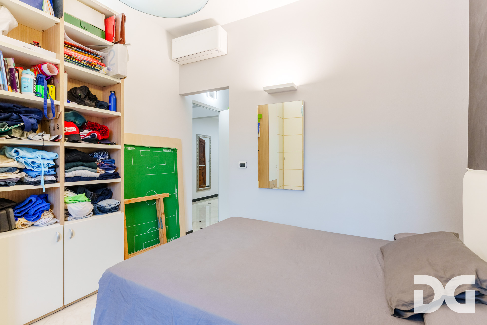 Immobiliare Del Guasta ARENZANO MQ. 165 CON TERRAZZO - GIARDINO VISTA MARE - BOX