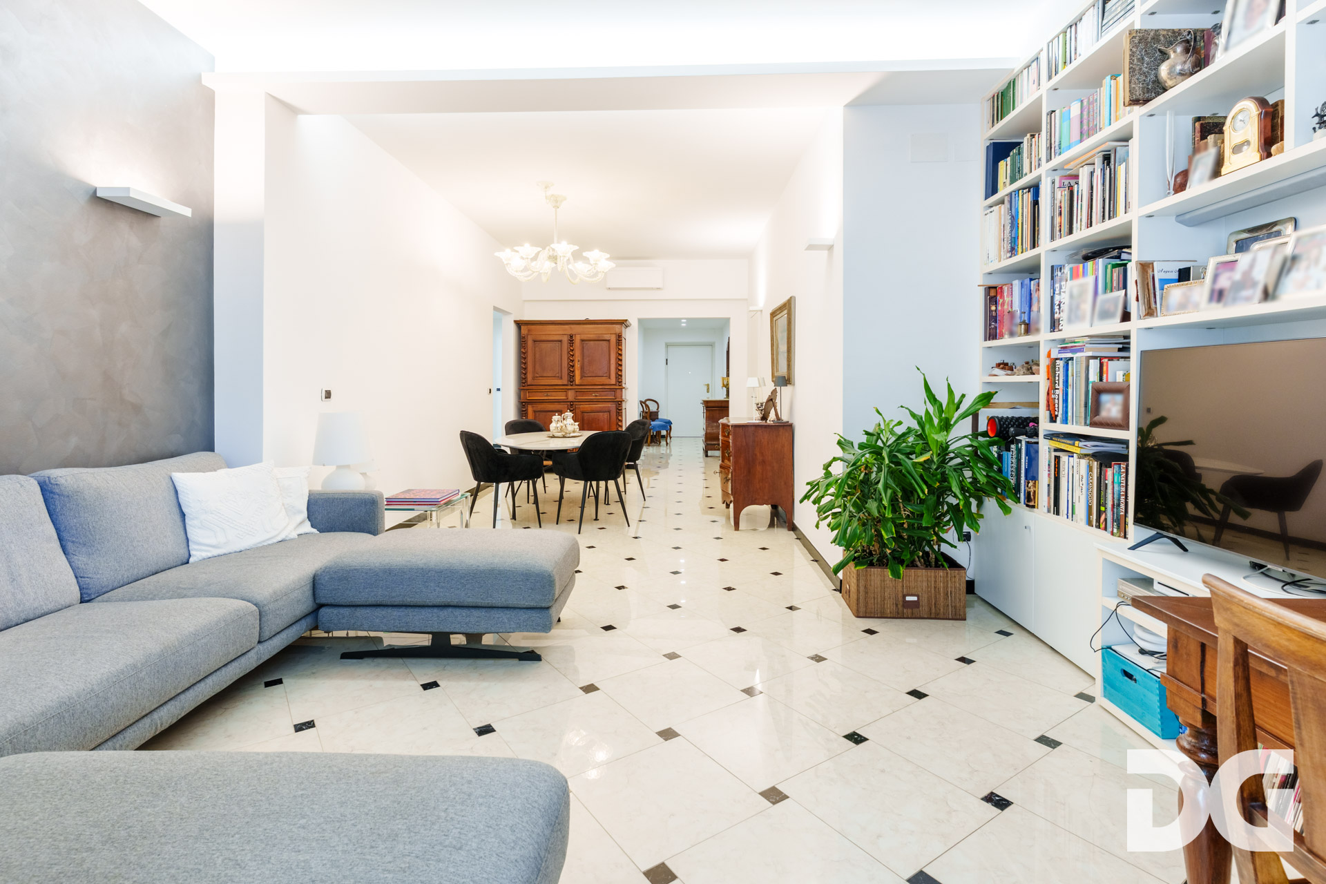 Immobiliare Del Guasta ARENZANO MQ. 165 CON TERRAZZO - GIARDINO VISTA MARE - BOX