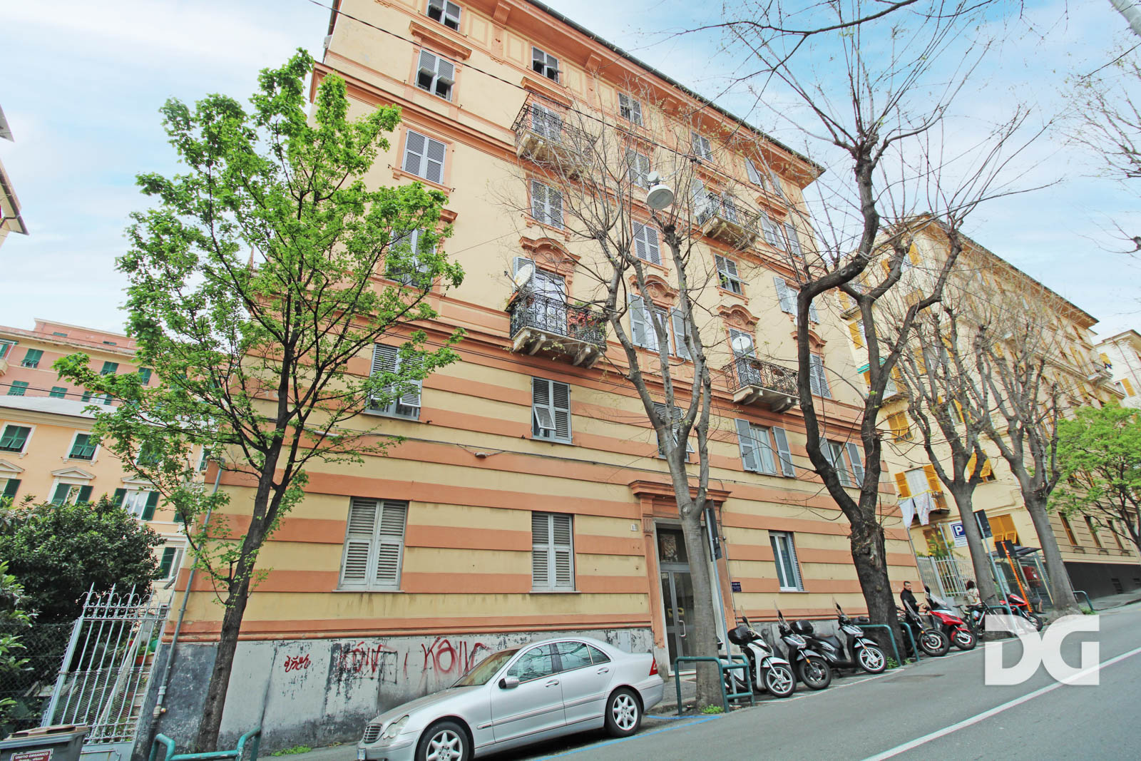 Immobiliare Del Guasta SAN FRUTTUOSO - VIA GB D’ALBERTIS PERFETTI MQ. 102 CON BALCONE