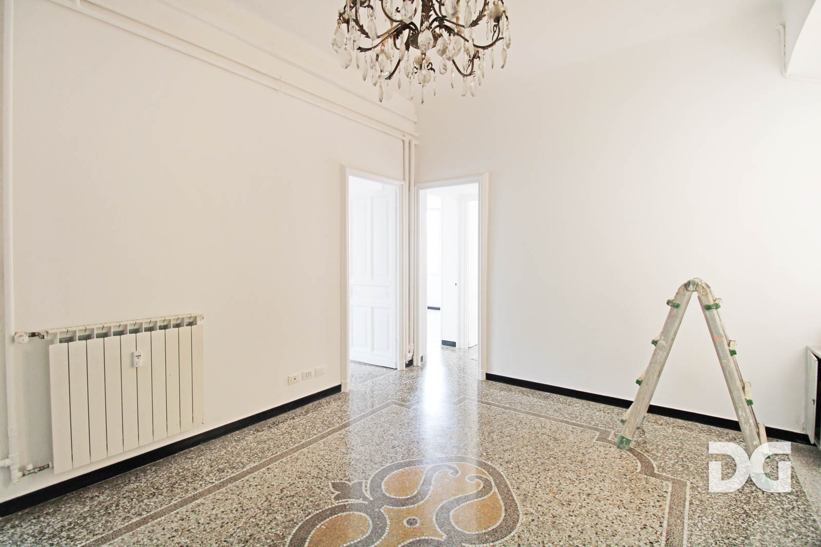 Immobiliare Del Guasta SAN FRUTTUOSO - VIA GB D’ALBERTIS PERFETTI MQ. 102 CON BALCONE