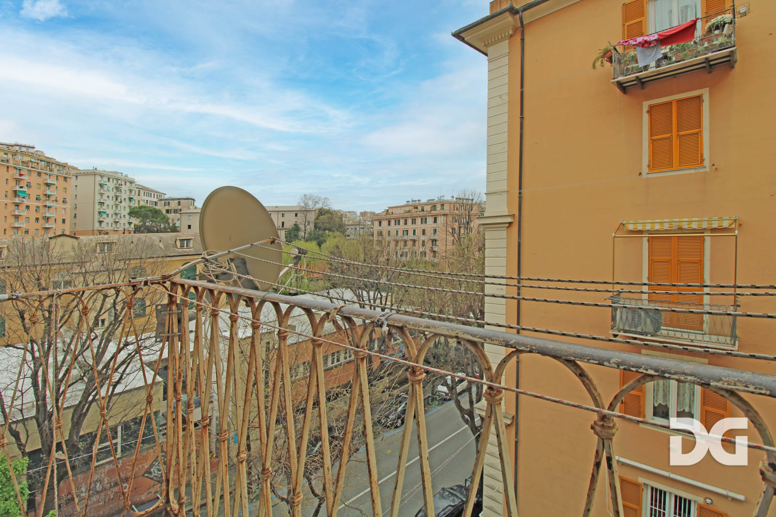Immobiliare Del Guasta SAN FRUTTUOSO - VIA GB D’ALBERTIS PERFETTI MQ. 102 CON BALCONE