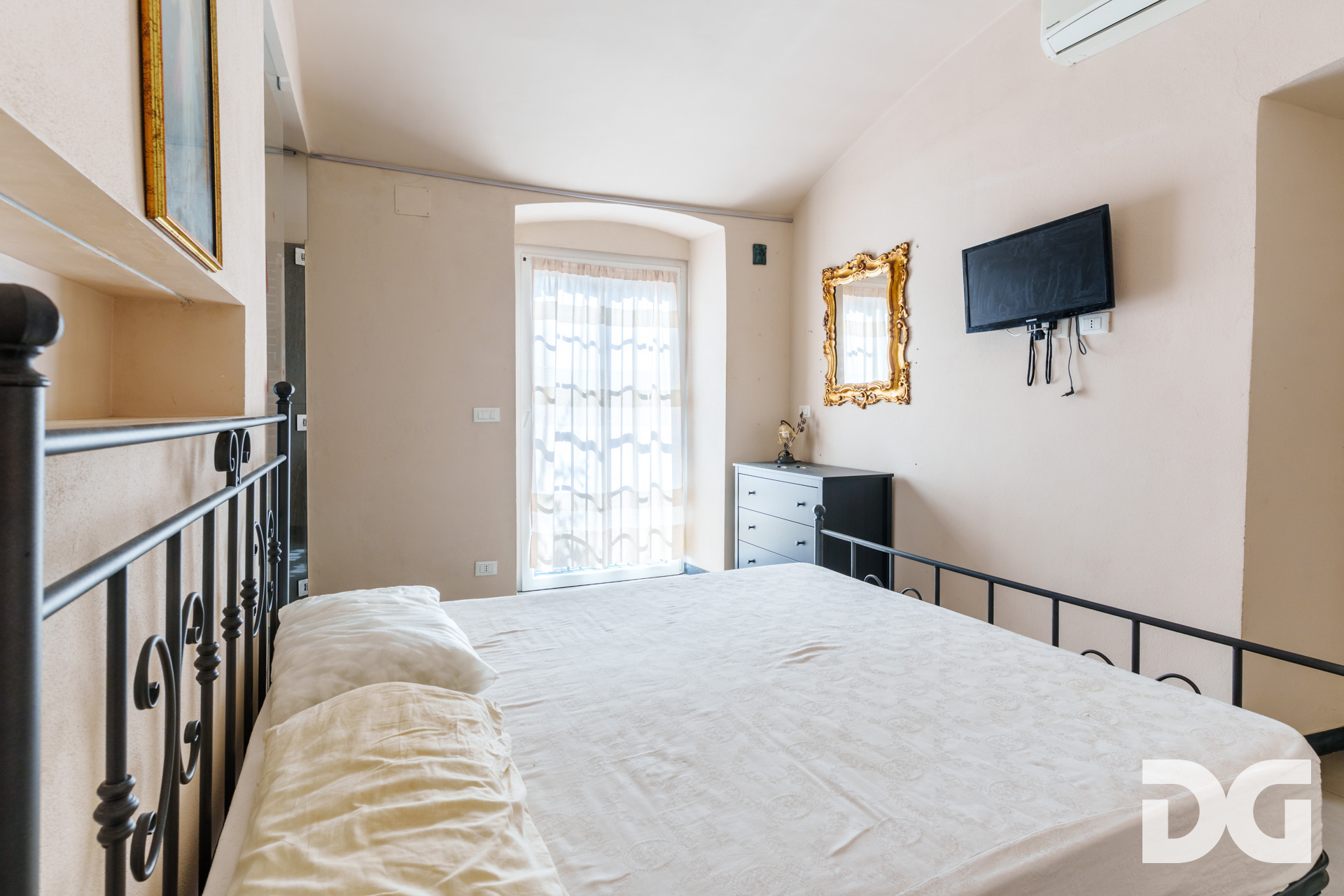 Immobiliare Del Guasta CENTRO – VIA GROPALLO RISTRUTTURATI MQ. 116 CON TERRAZZI