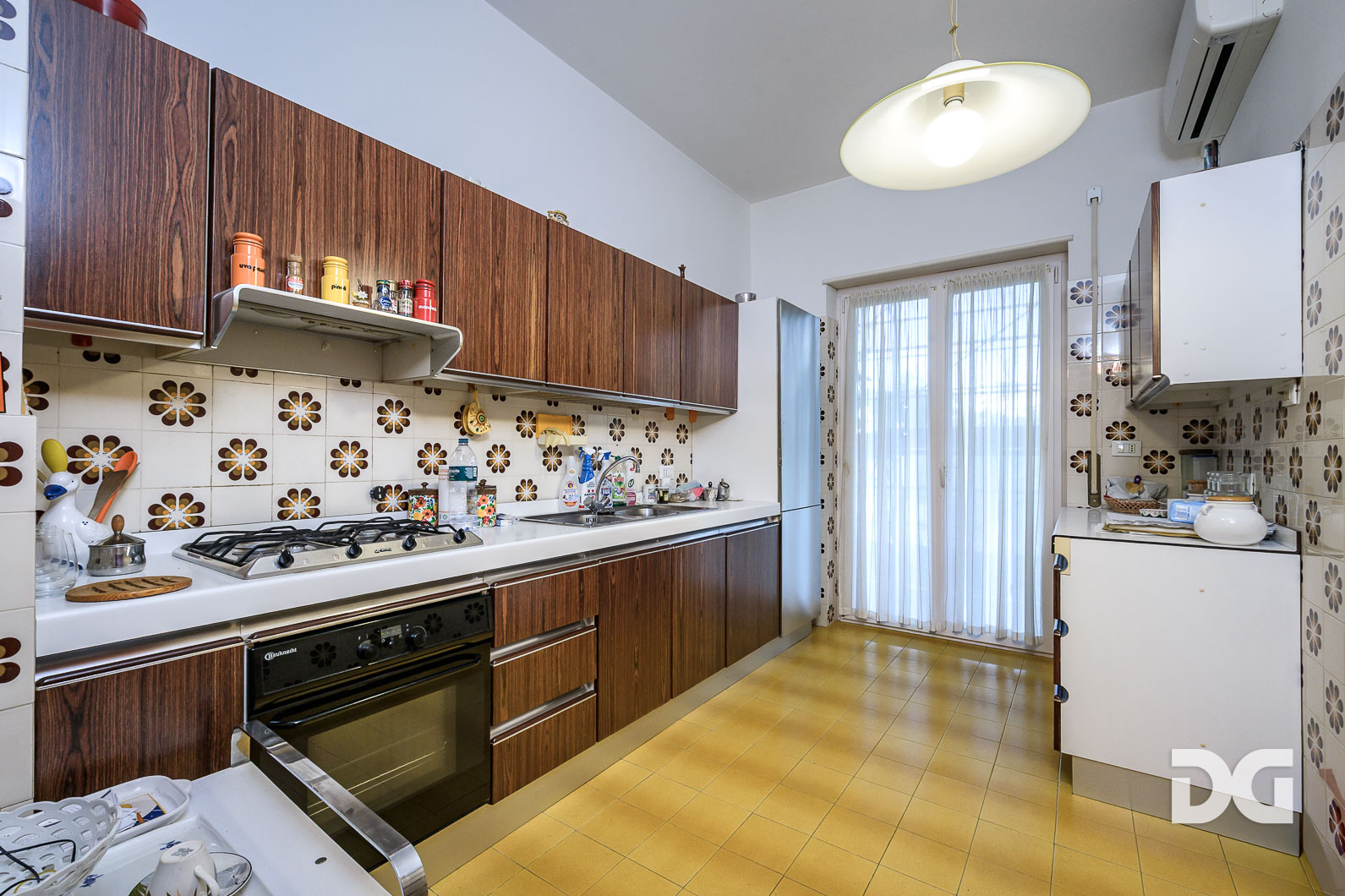 Immobiliare Del Guasta VIALE QUARTARA – MQ. 97 CON BALCONE E BOX