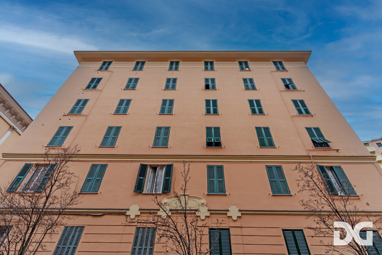 Immobiliare Del Guasta CASTELLETTO – VIA SPINOLA RISTRUTTURATI MQ. 80 CON TERRAZZO A  TETTO 