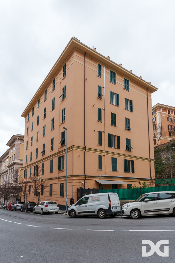Immobiliare Del Guasta CASTELLETTO – VIA SPINOLA RISTRUTTURATI MQ. 80 CON TERRAZZO A  TETTO 