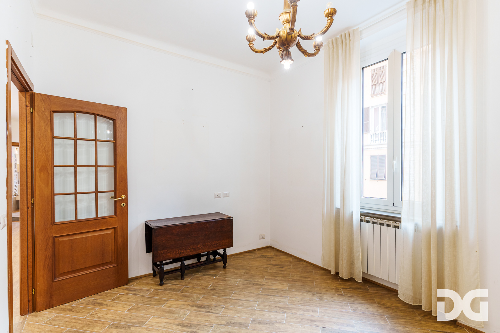 Immobiliare Del Guasta CASTELLETTO – VIA SPINOLA RISTRUTTURATI MQ. 80 CON TERRAZZO A  TETTO 