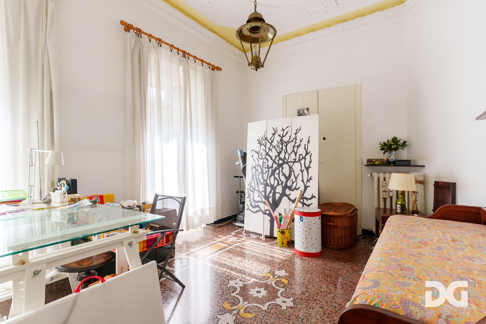 Immobiliare Del Guasta CASTELLETTO – VIALE ODINO LUMINOSI MQ. 220 CON TERRAZZI 