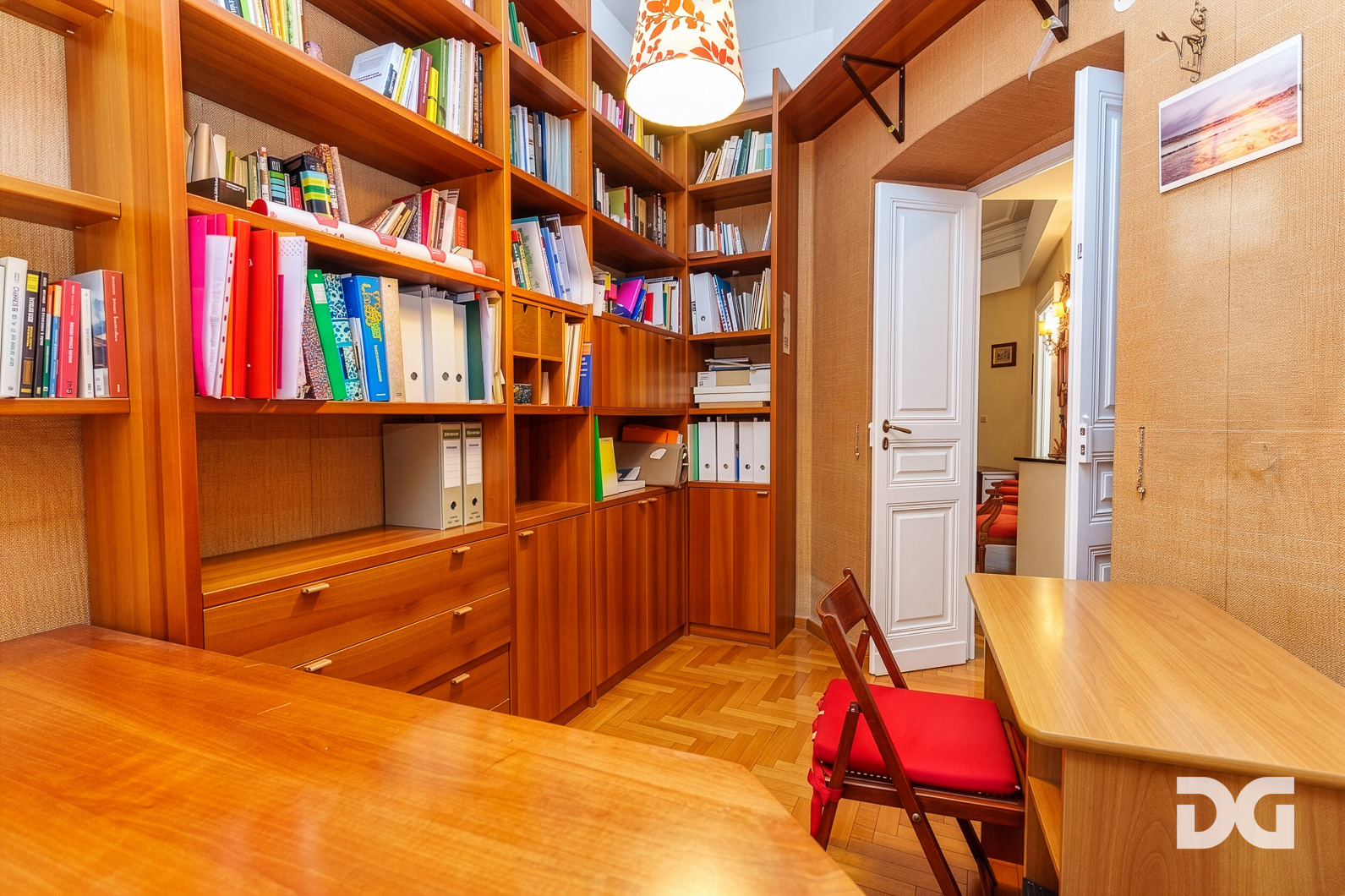 Immobiliare Del Guasta CASTELLETTO – VIALE ODINO LUMINOSI MQ. 220 CON TERRAZZI 