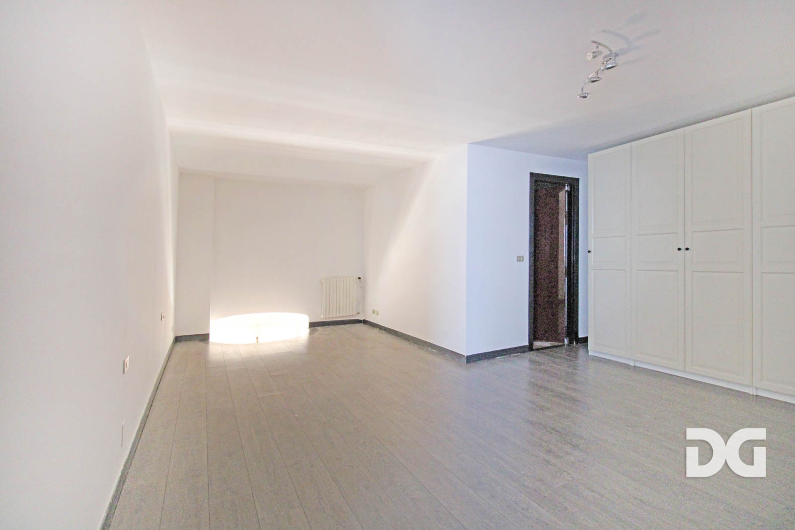 Immobiliare Del Guasta ALBARO – PRESTIGIOSI MQ. 265 IN VILLA D’EPOCA 