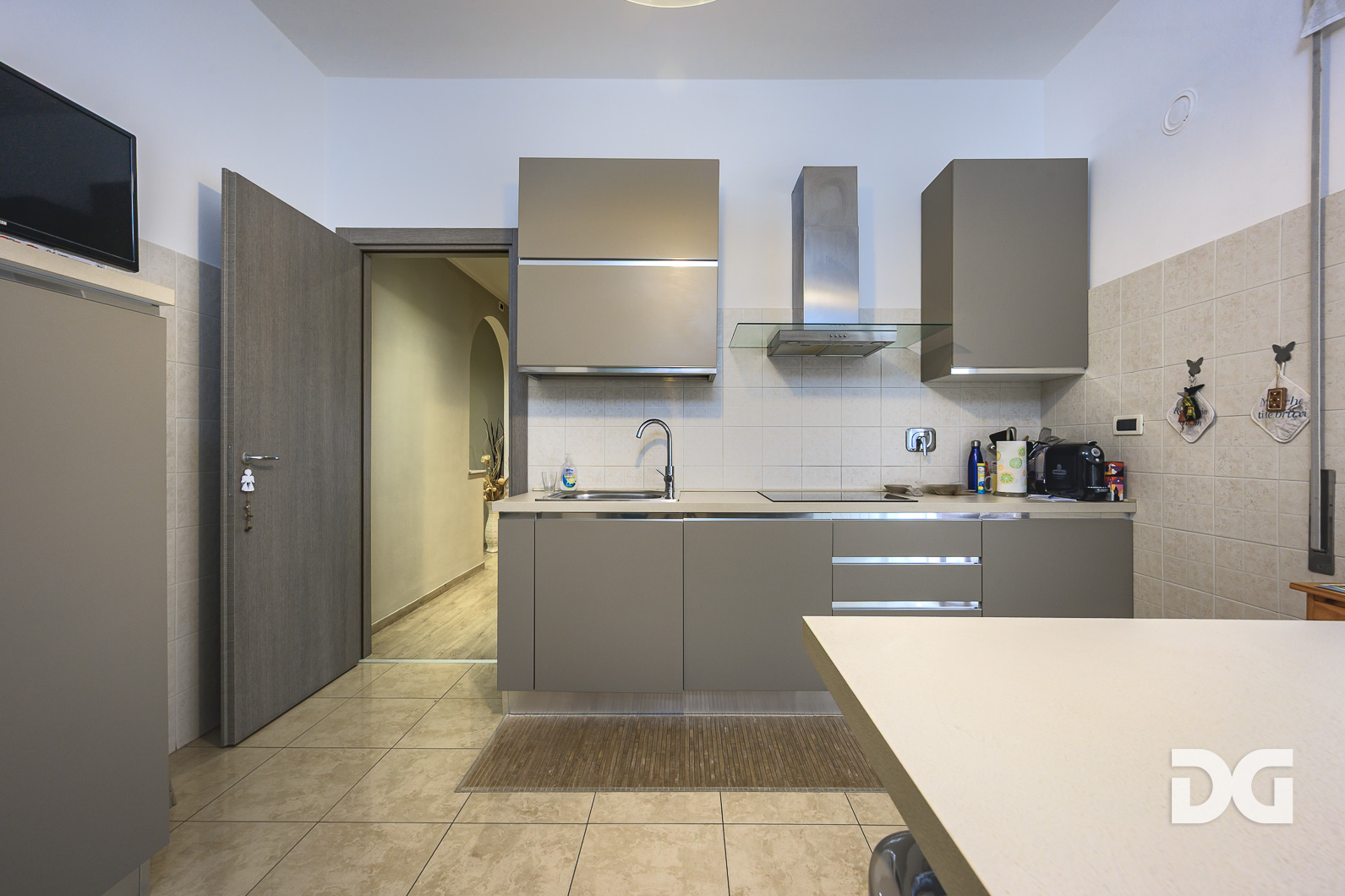 Immobiliare Del Guasta S. FRUTTUOSO CONTESTO PRIVATO – RISTRUTTURATI MQ. 115 