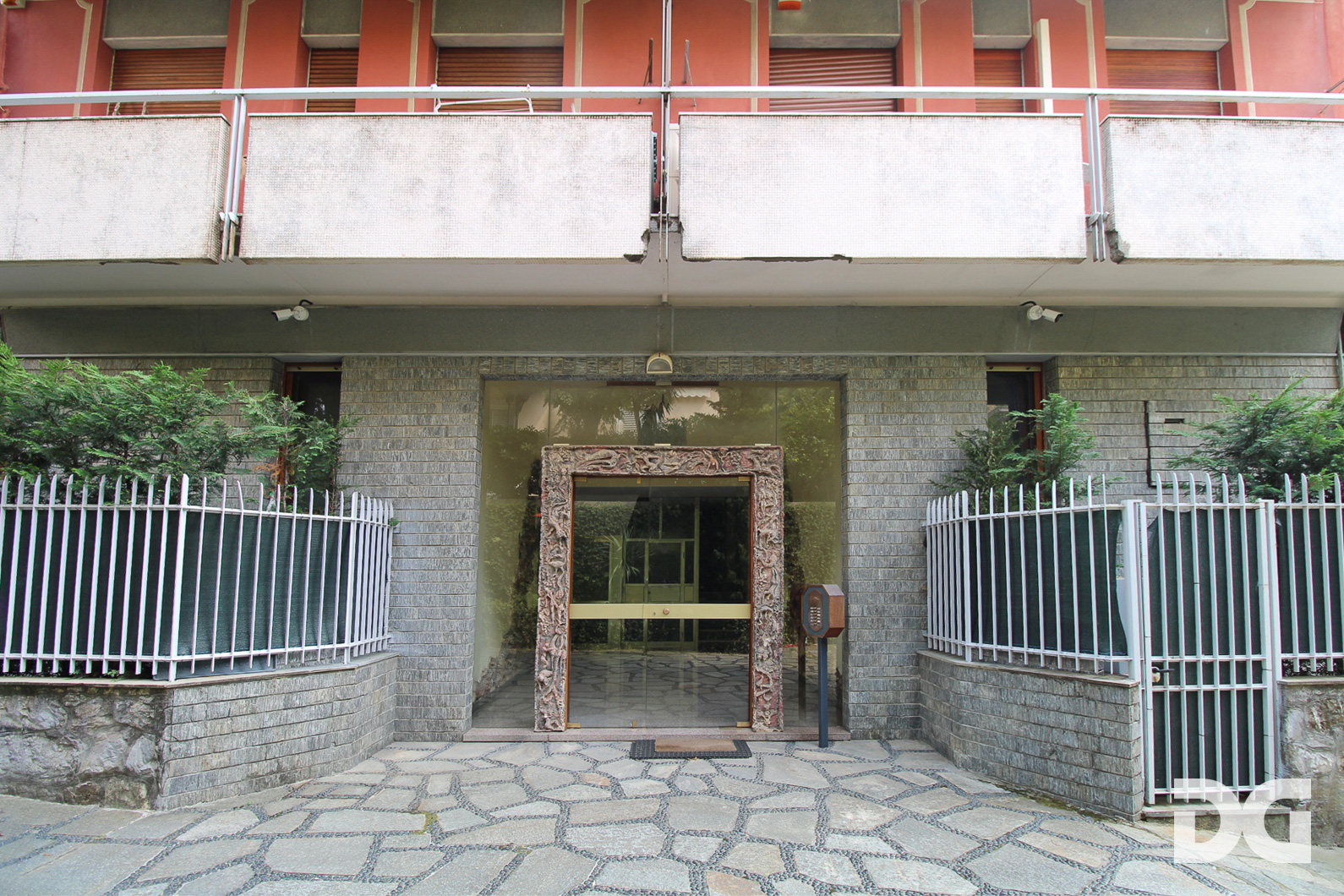 Immobiliare Del Guasta NERVI – VIALE DELLE PALME PANORAMICI MQ. 106 TRIBALCONI