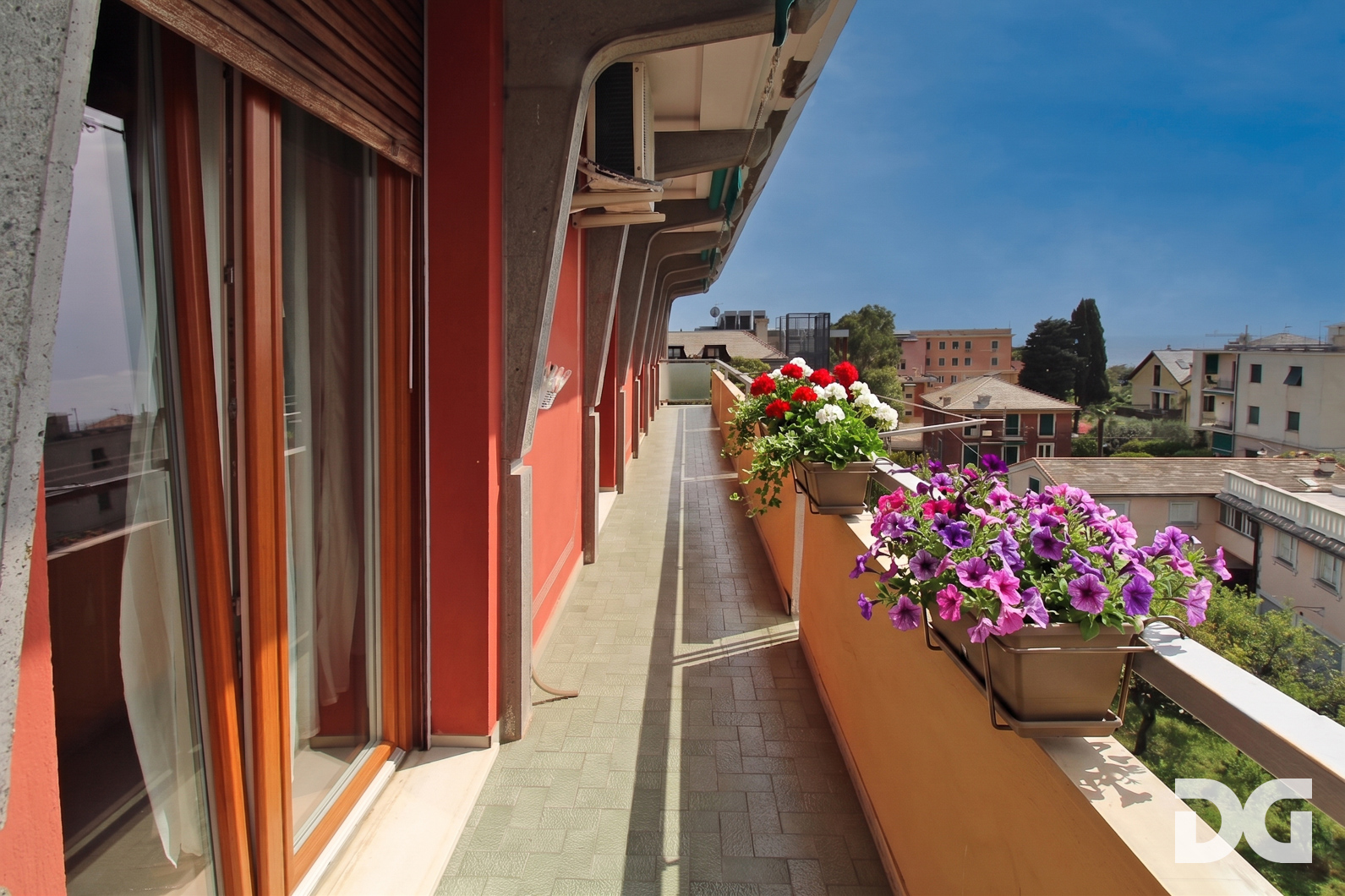 Immobiliare Del Guasta NERVI – VIALE DELLE PALME PANORAMICI MQ. 106 TRIBALCONI