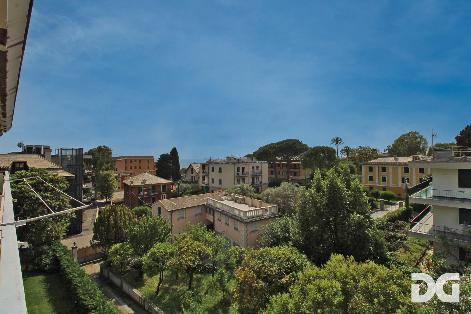 Immobiliare Del Guasta NERVI – VIALE DELLE PALME PANORAMICI MQ. 106 TRIBALCONI