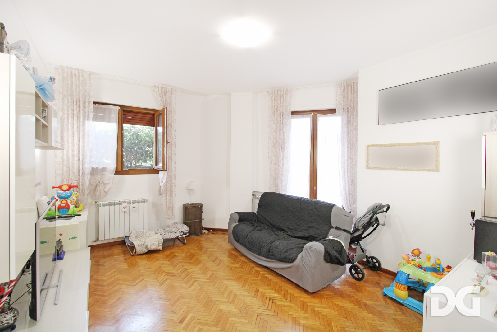 Immobiliare Del Guasta SAN MARTINO D'ALBARO – VIA VIVIANI MQ. 72 CON GIARDINO E BOX 