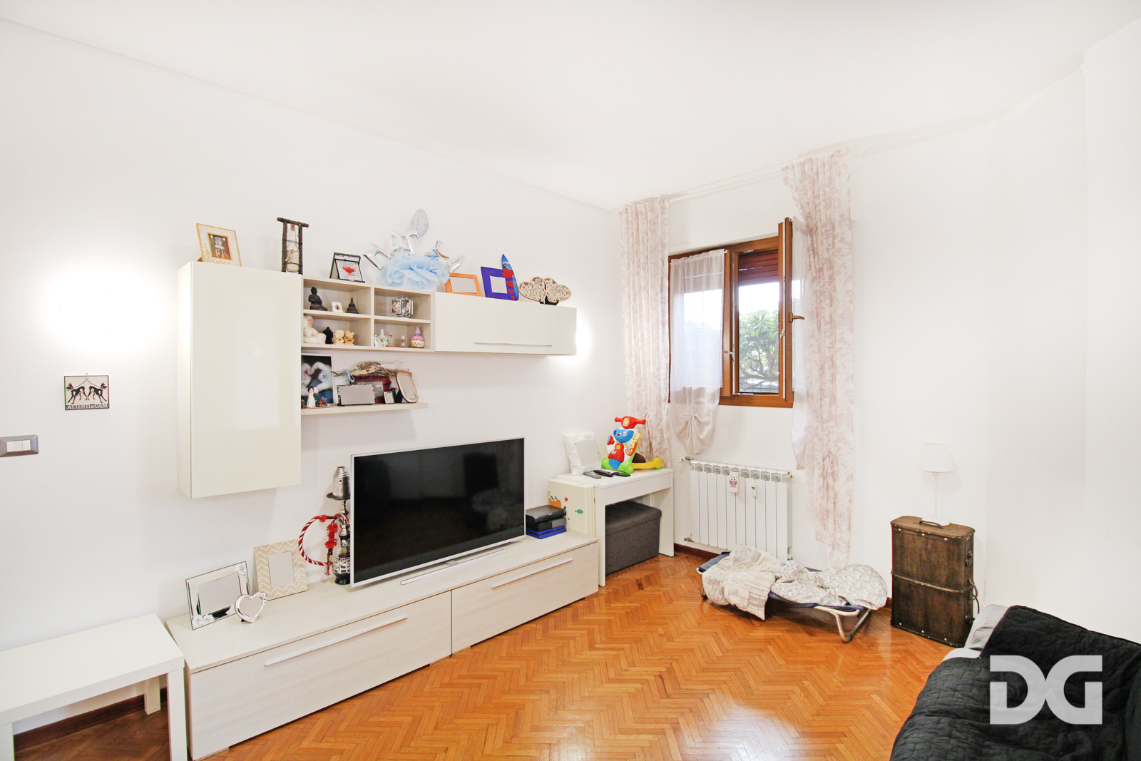 Immobiliare Del Guasta SAN MARTINO D'ALBARO – VIA VIVIANI MQ. 72 CON GIARDINO E BOX 